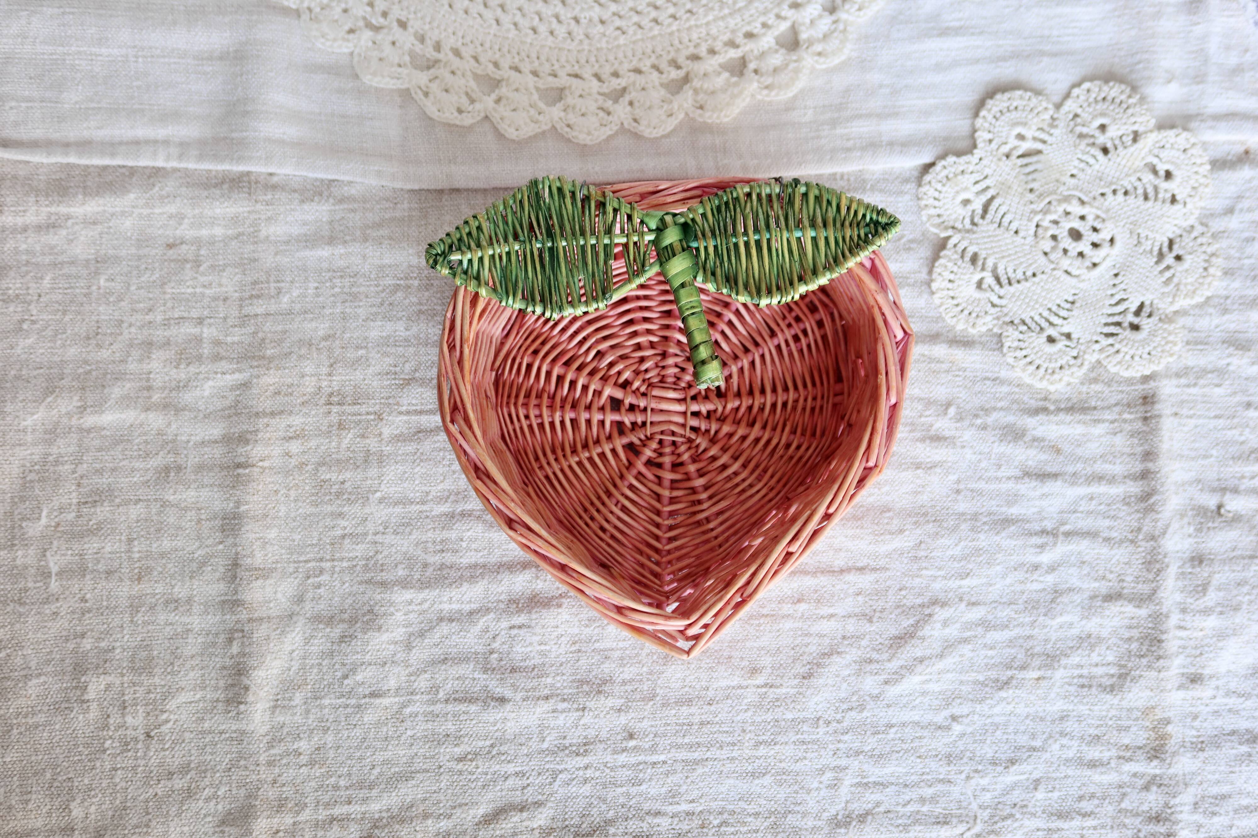Small vintage colorful rattan fruit-shaped basket
