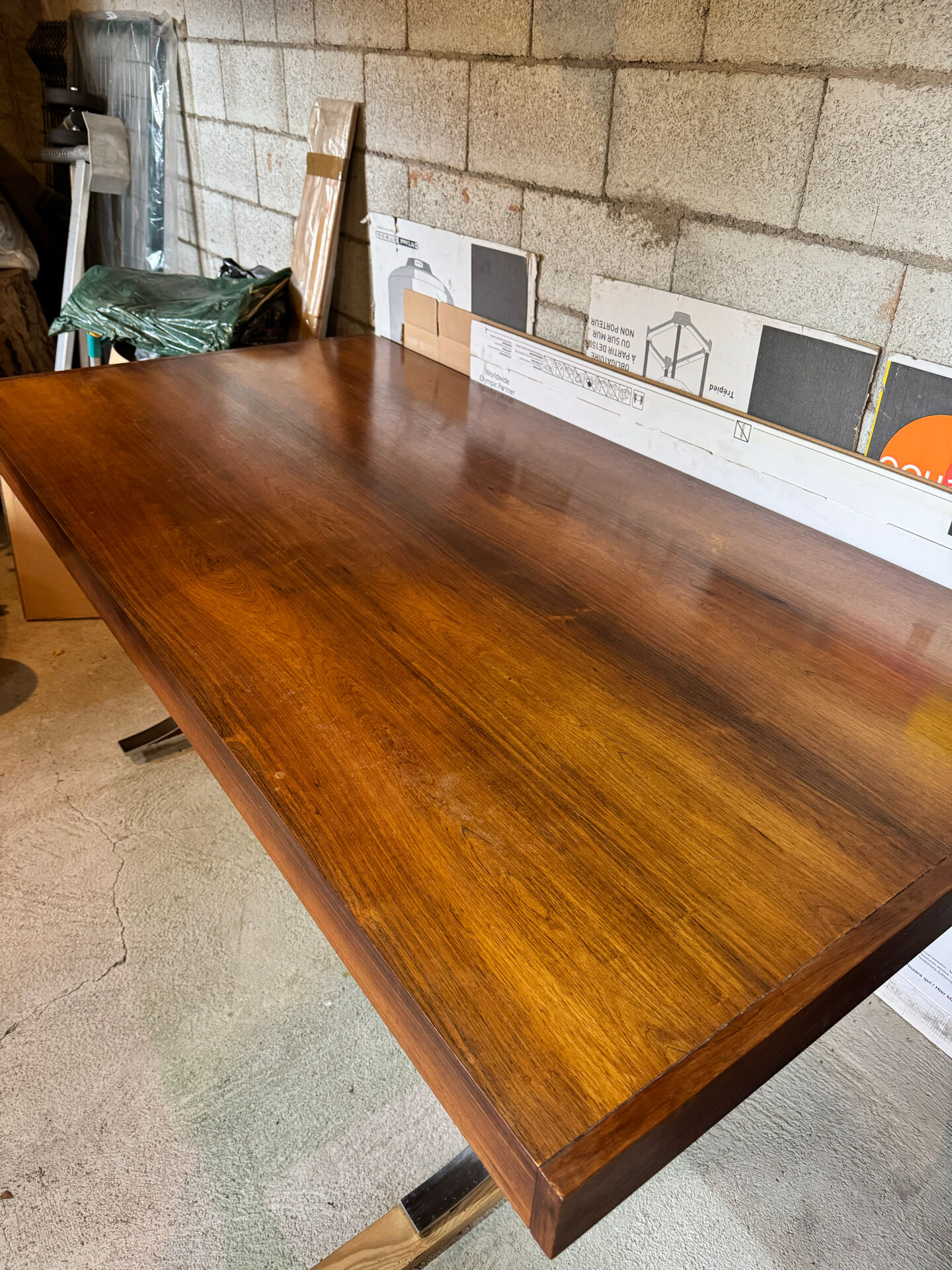 Table salle à manger palissandre de Rio  Jean Rene Caillette Modèle Sy