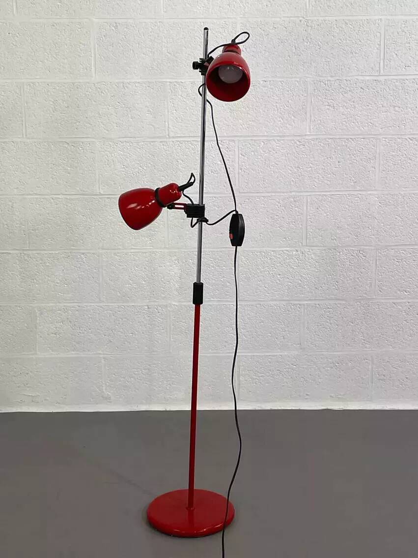 1970s-80s floor lamp in chrome metal and red