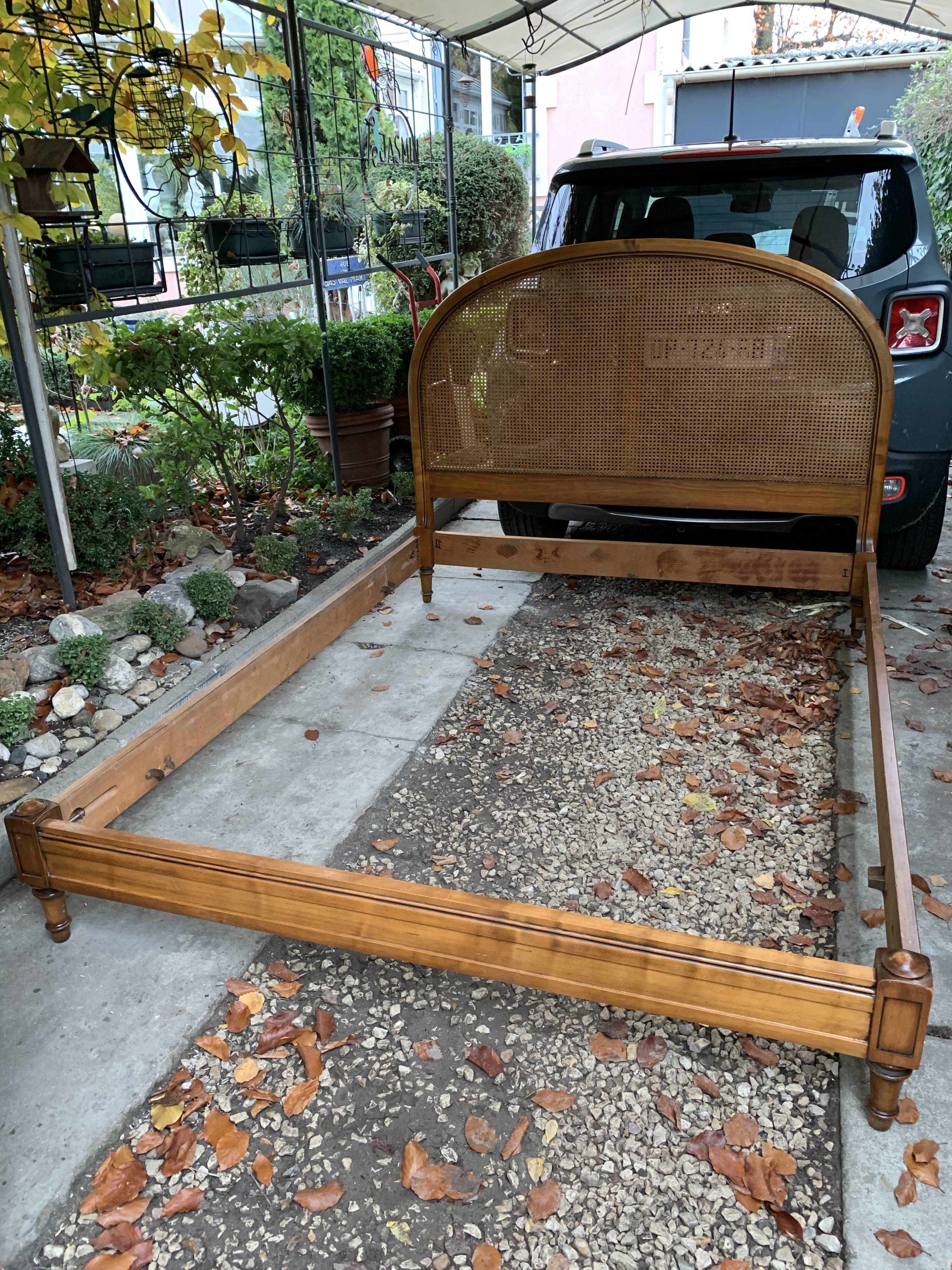 Old canning headboard 160cm