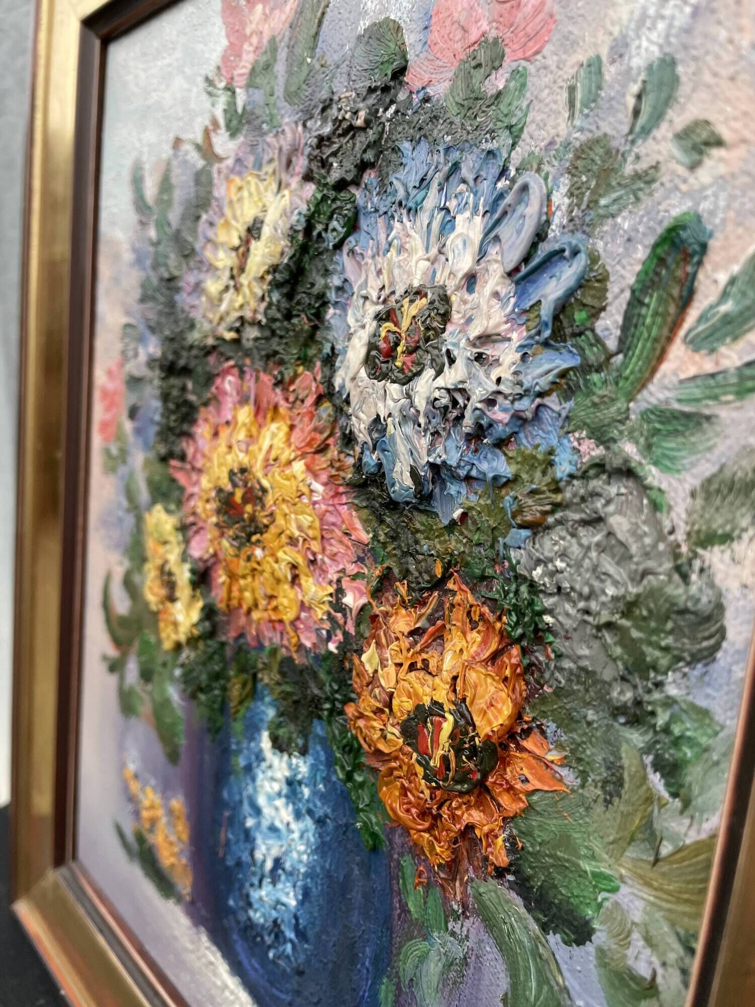 Old oil painting / Bouquet of flowers