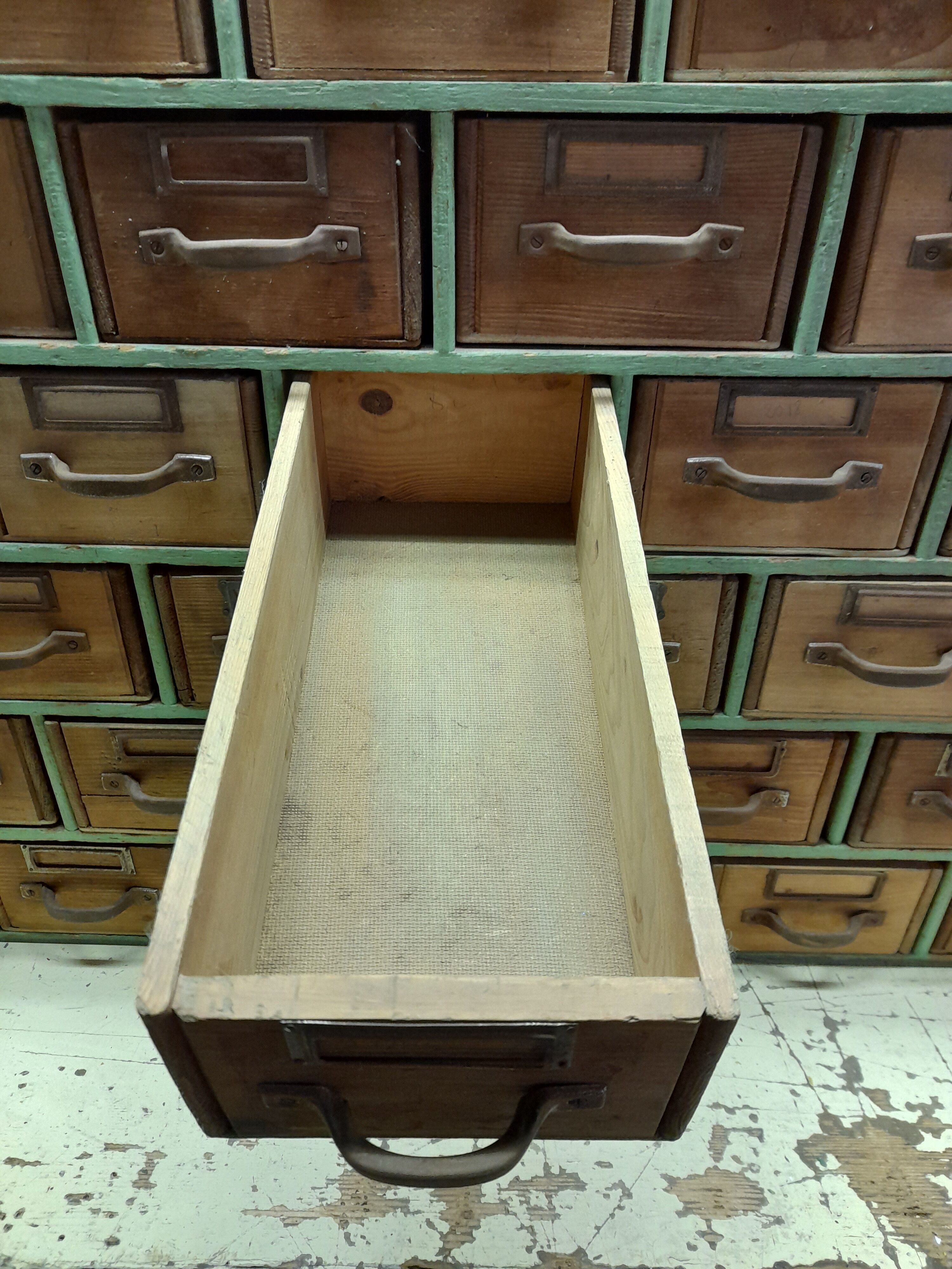 Craft furniture old 75 drawers