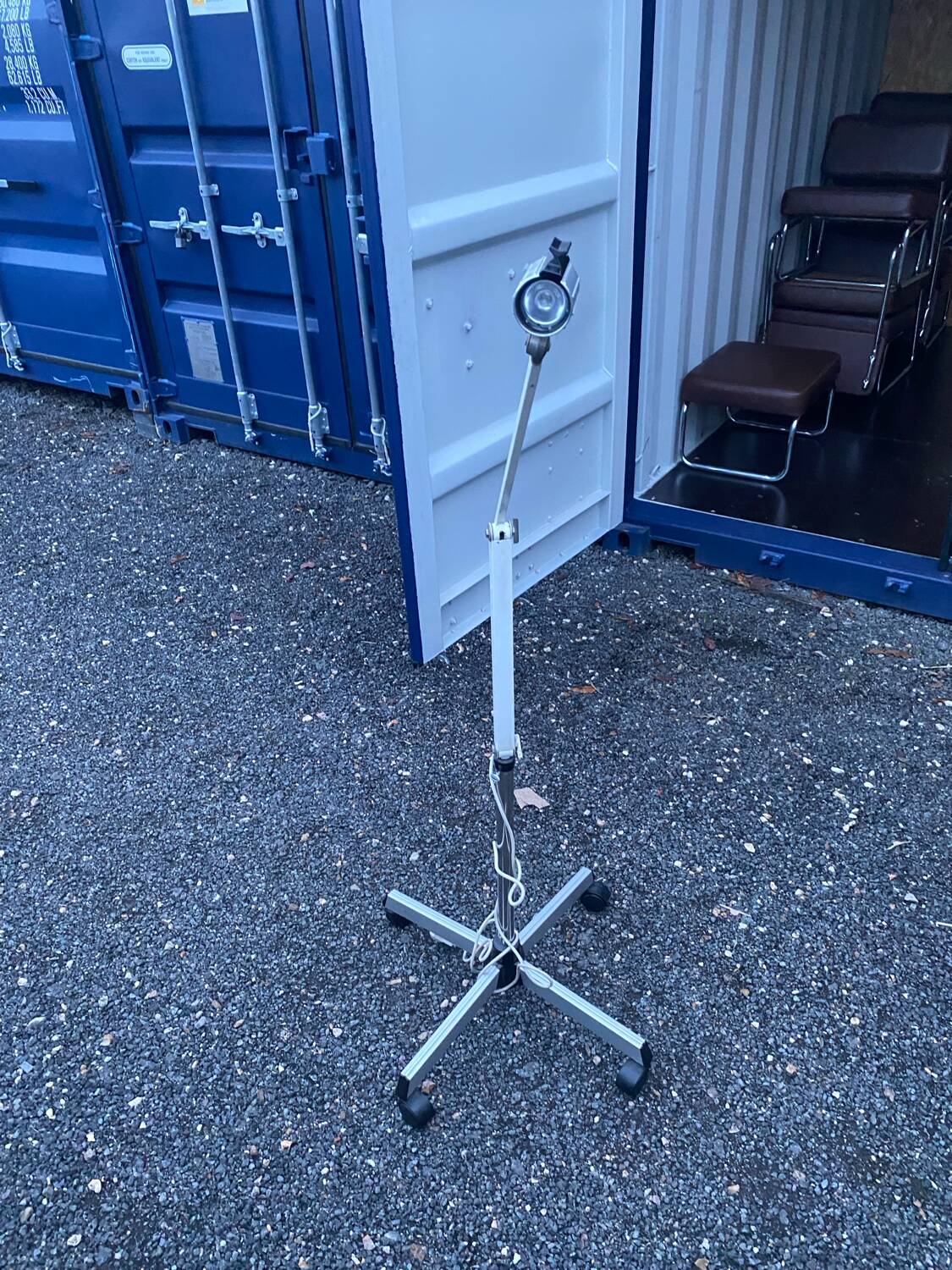 Vintage medical examination lamp on stand – Industrial style