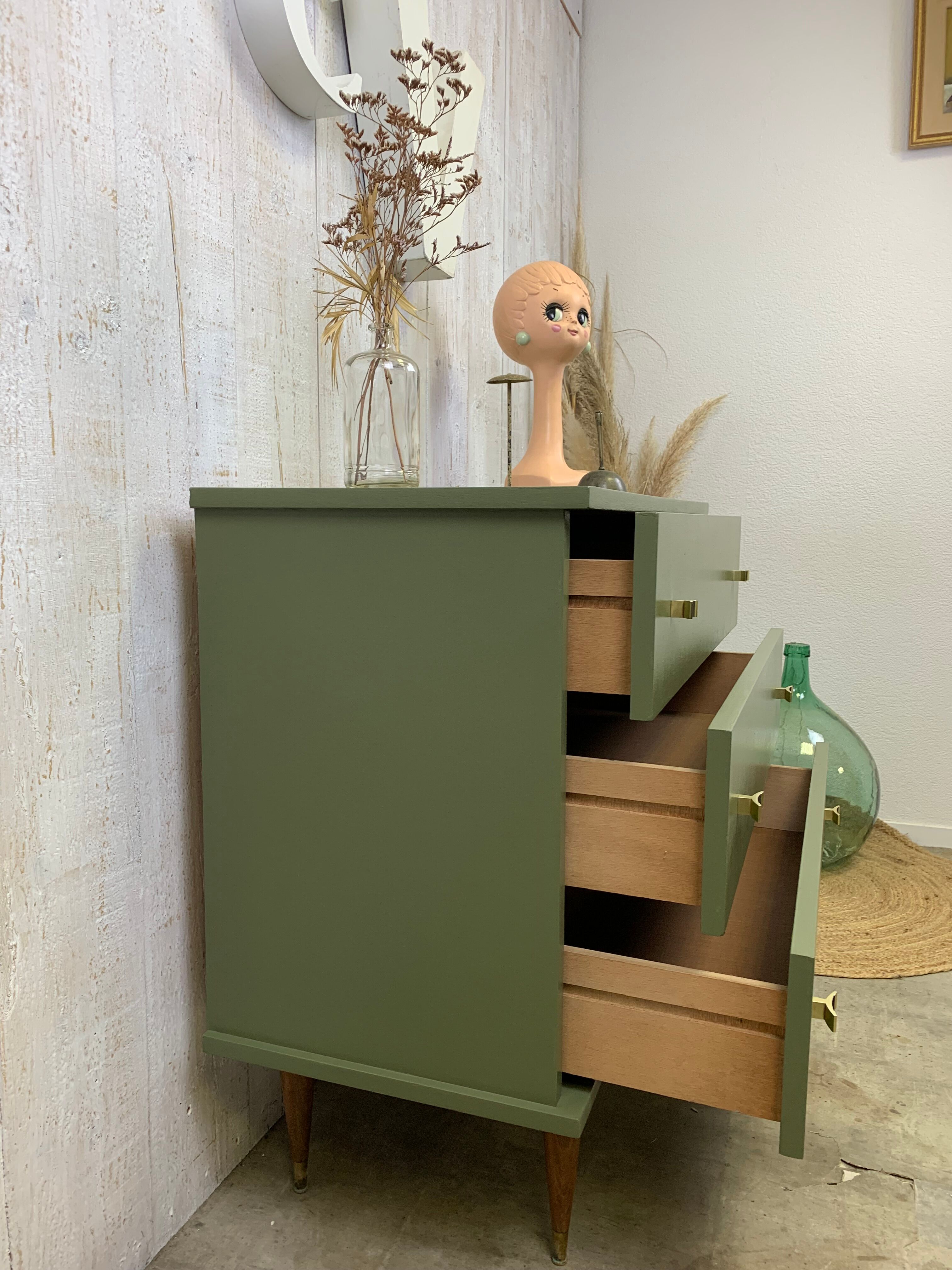 Chest of drawers from the 50s