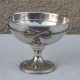 Coupe en metal argente de style louis xvi