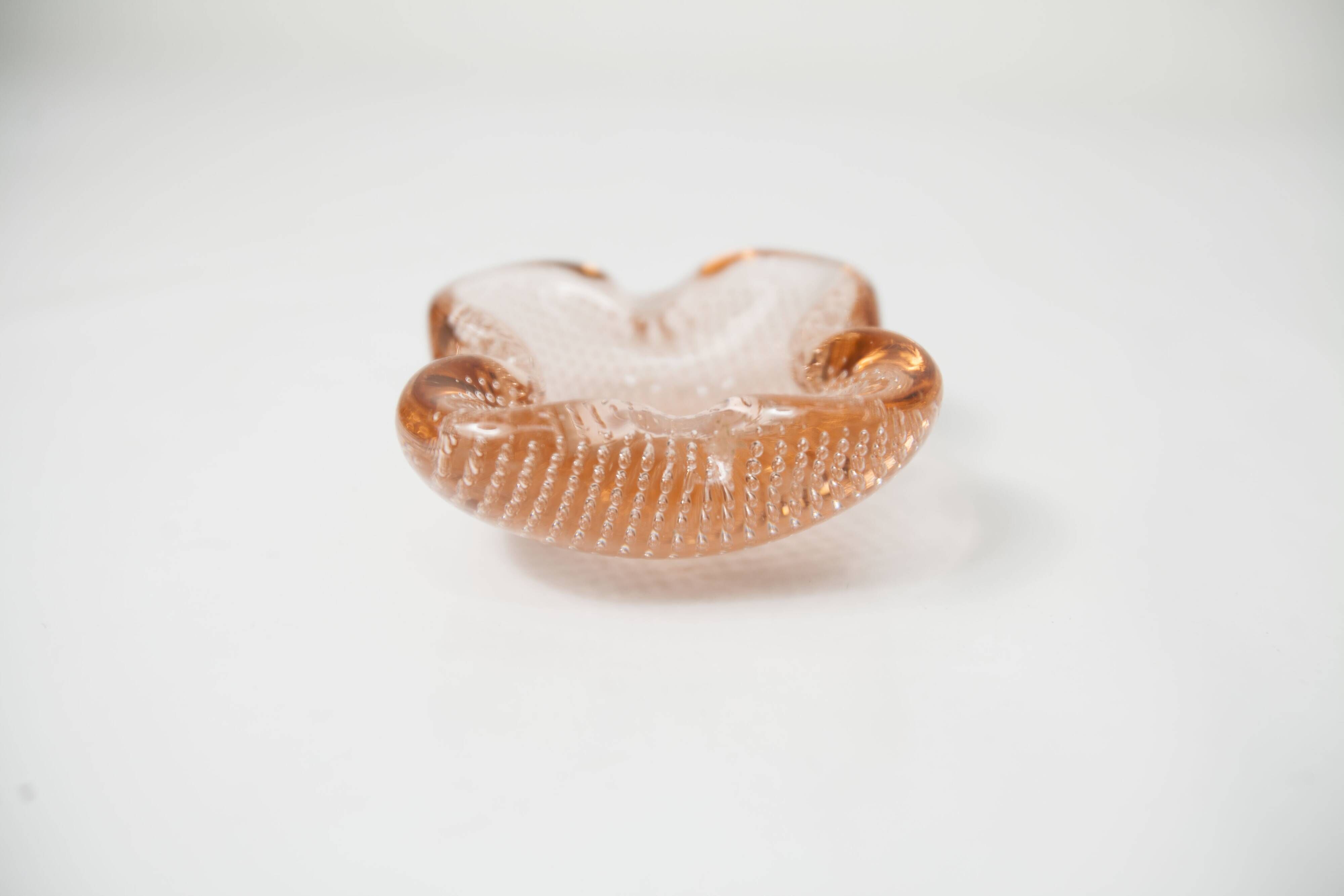 Murano ashtray, pink with bubbles, 1960, 7.5cm