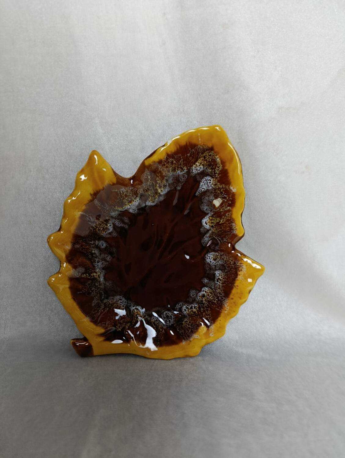 Vallauris style leaf-shaped bowl