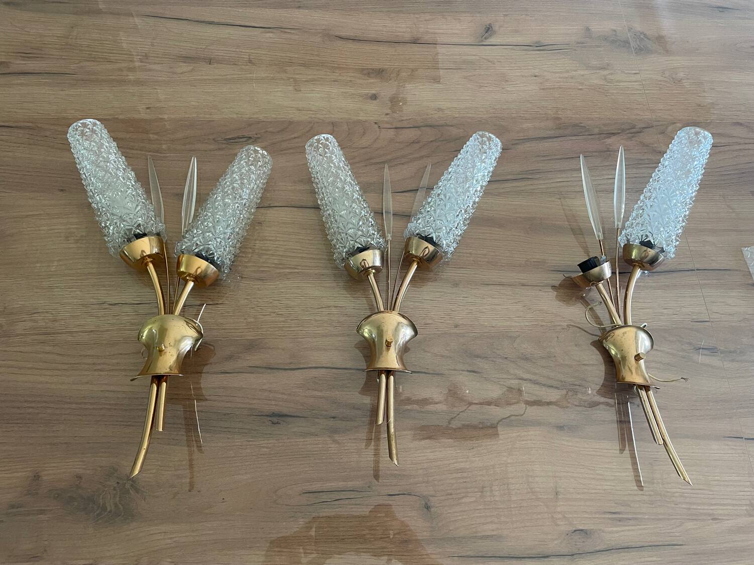 Trio of vintage wall lights
