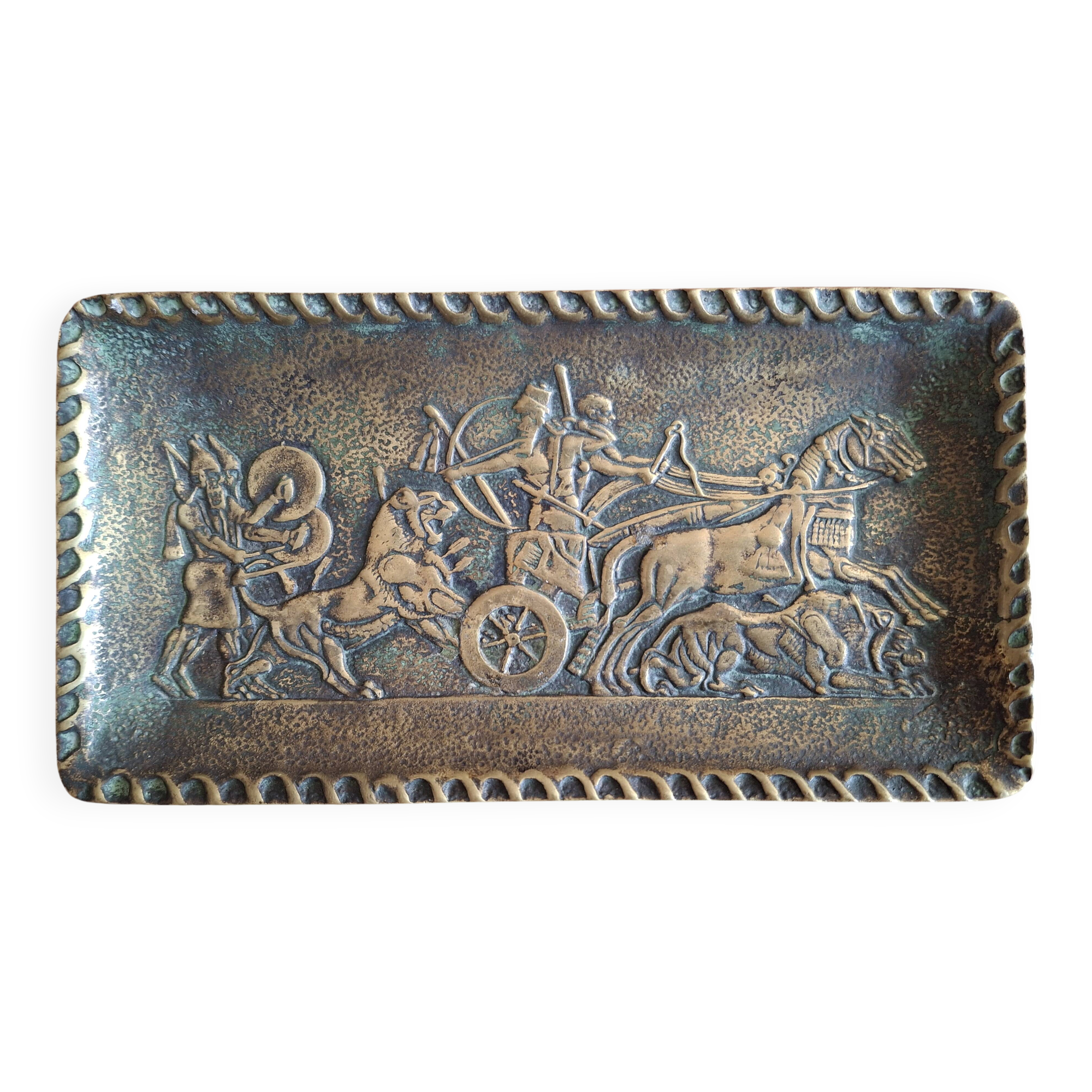 Bronze catchall 15.3 X 8 cm 265 grams signed Max Le Verrier very good.