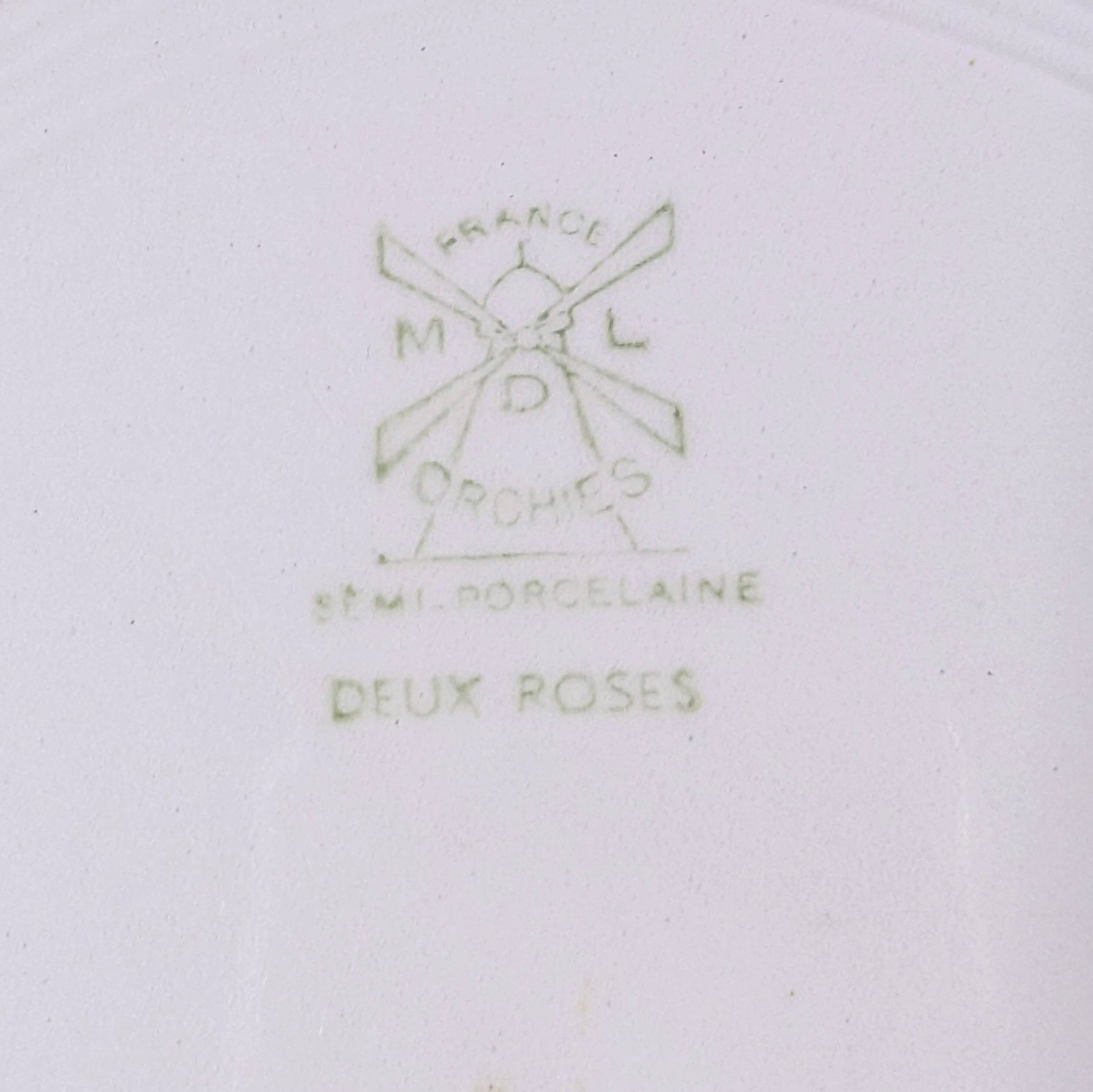 Plat rond Moulin des Loups Orchies modèle Deux Roses