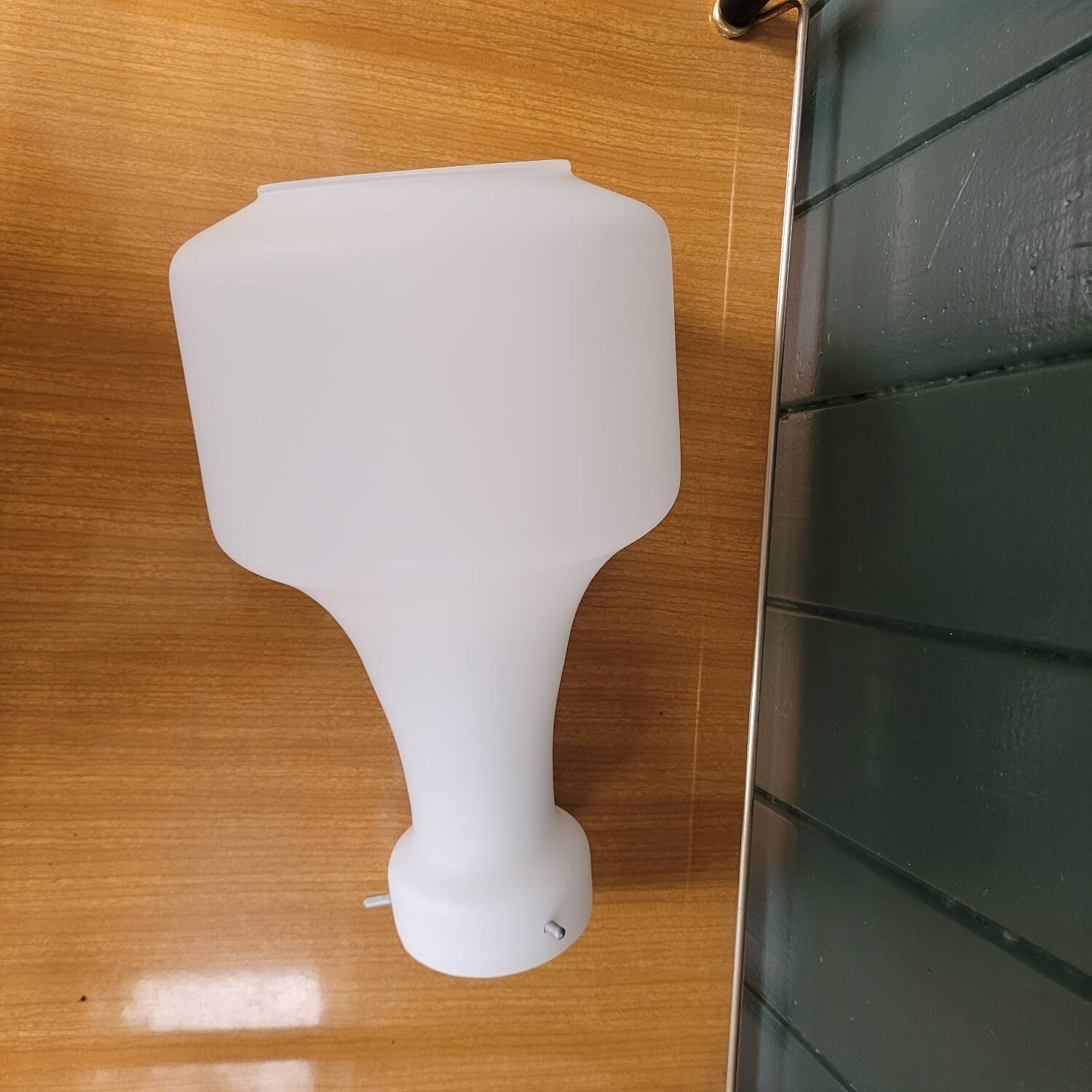 Drop-shaped lampshade – Satin Opaline, Circa 1960