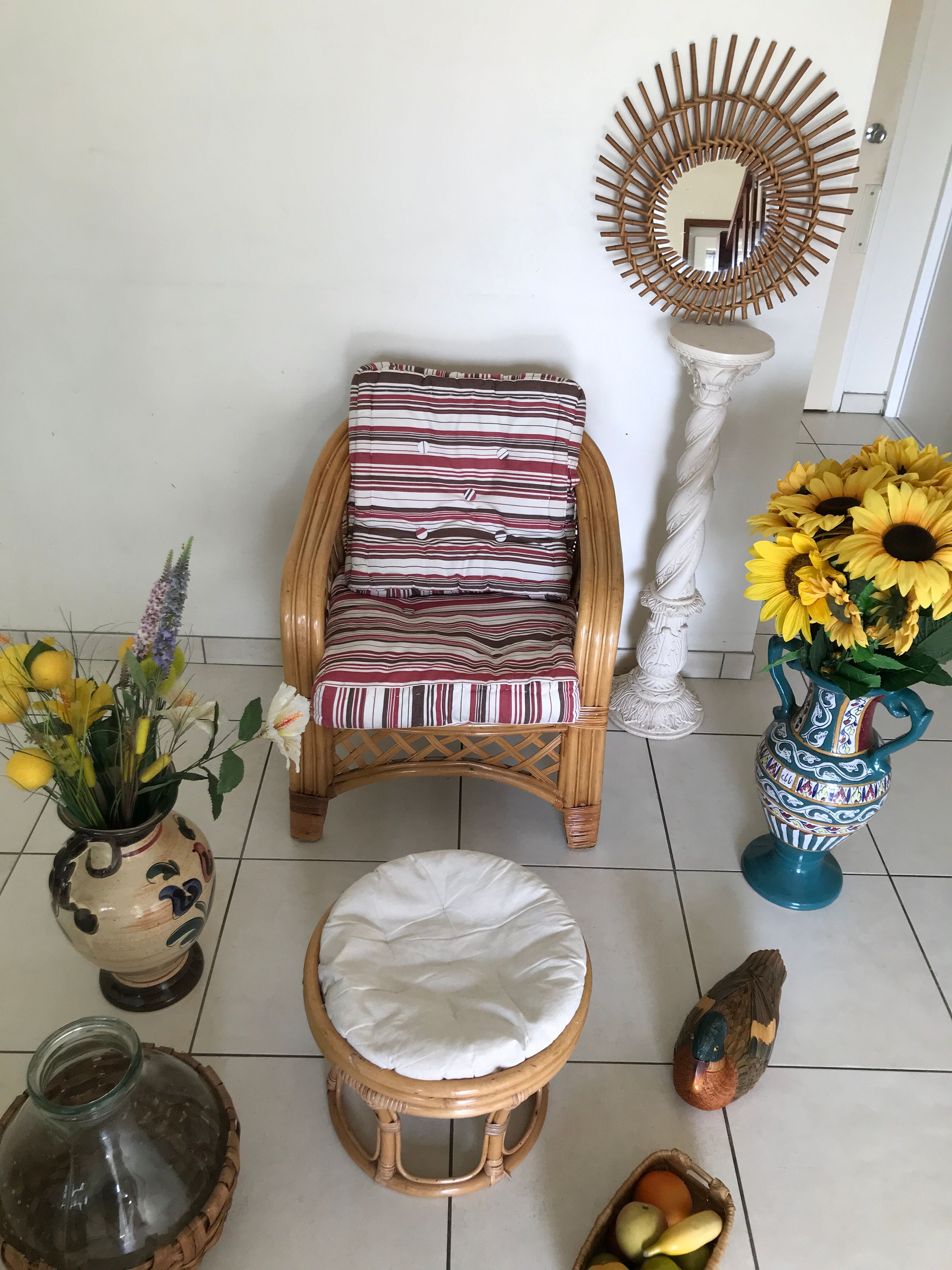Canning rattan chair and vintage foot rests