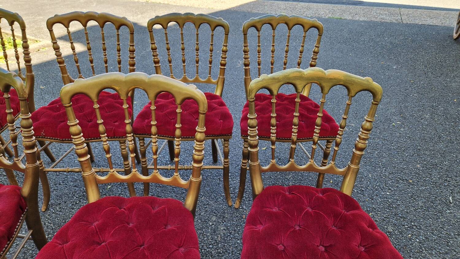 8 theater chairs