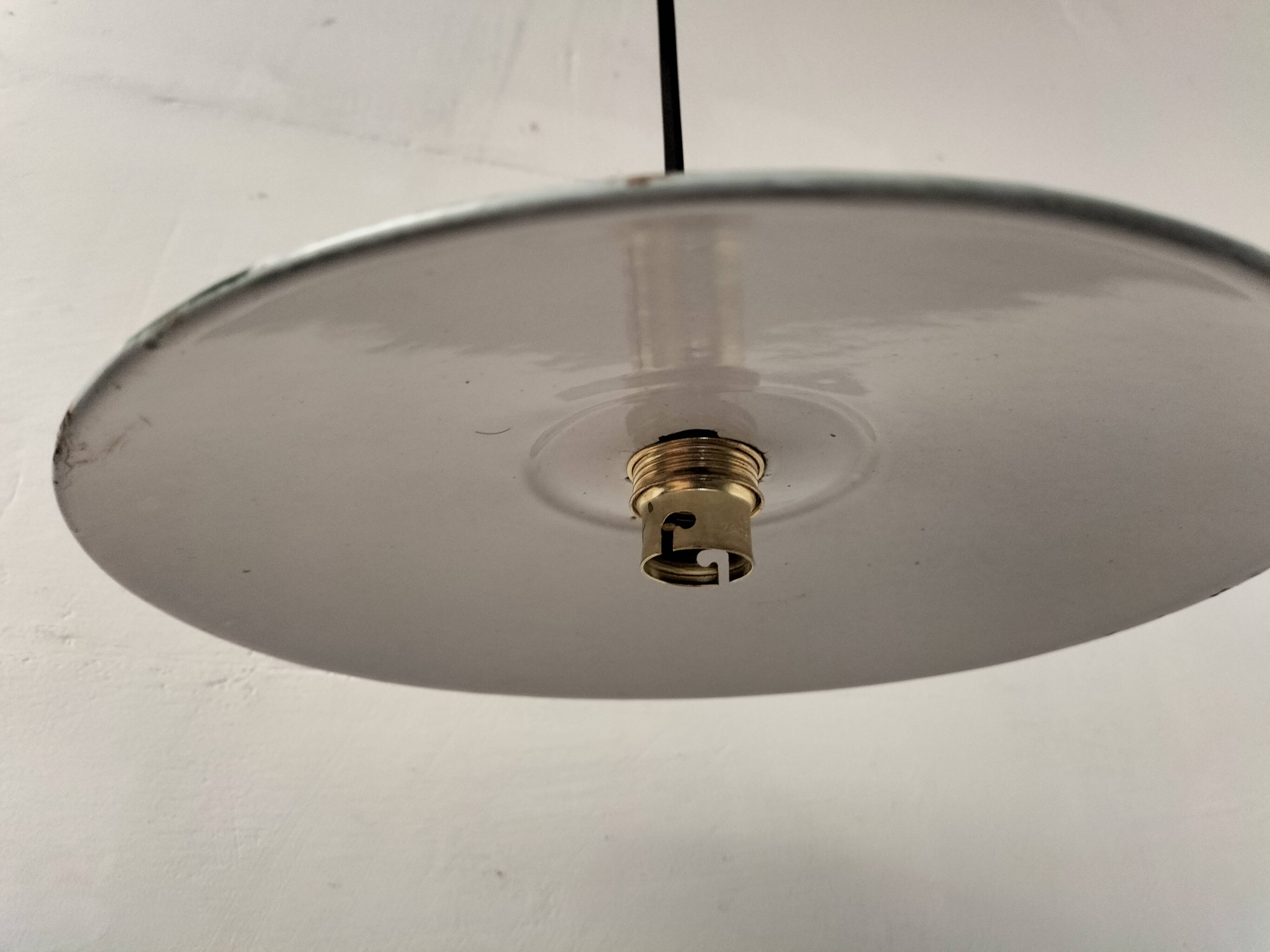 Enamelled sheet metal suspensions