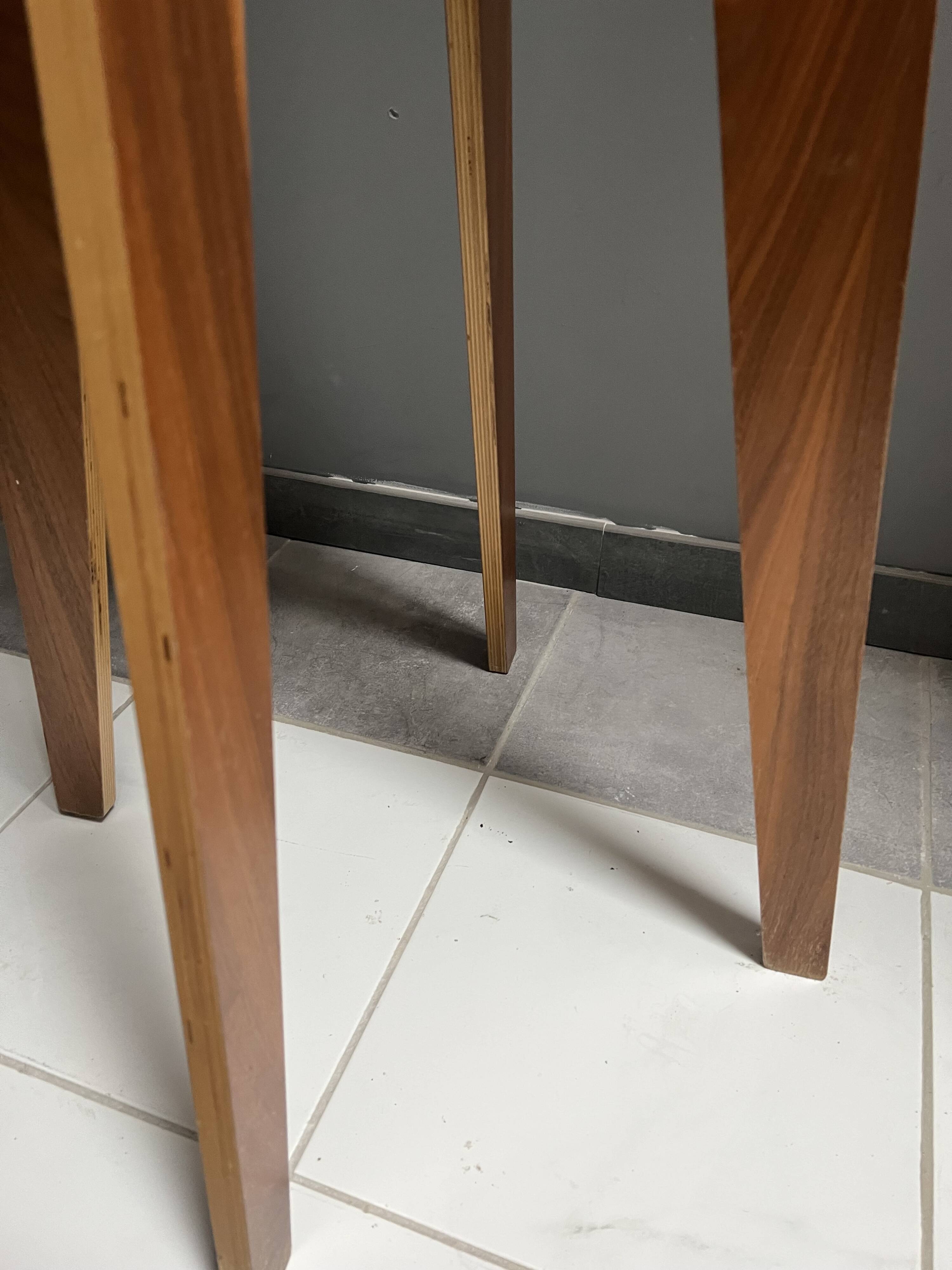 Porte manteau design  "nyota" shin et tomoko azumi