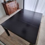 Extendable table in solid cherry wood of France