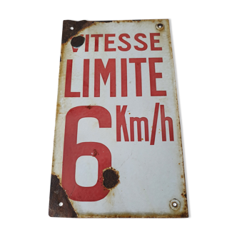Enamelled plate