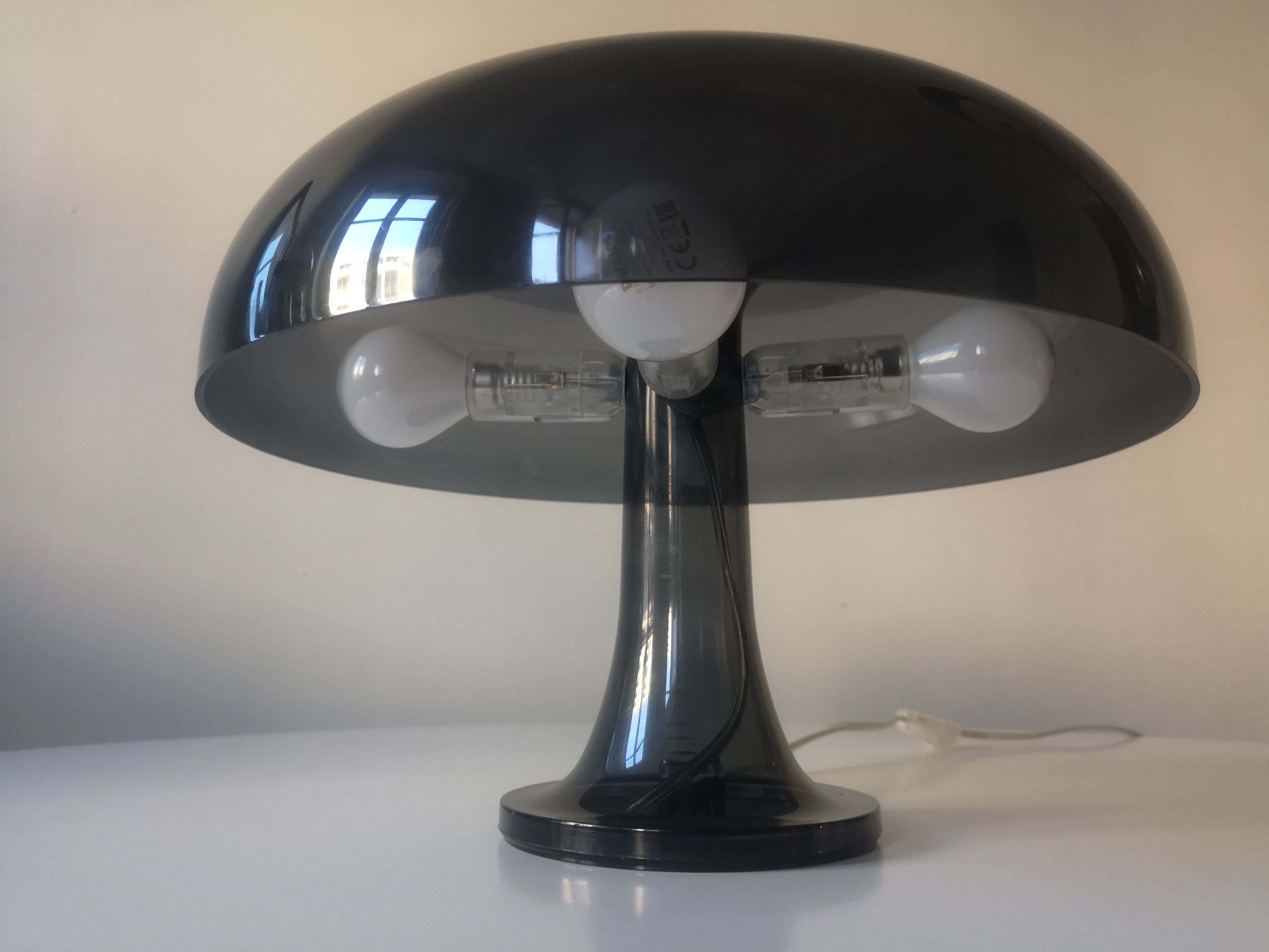 Artemide mushroom design lamp by Giancarlo Mattioli, 1960