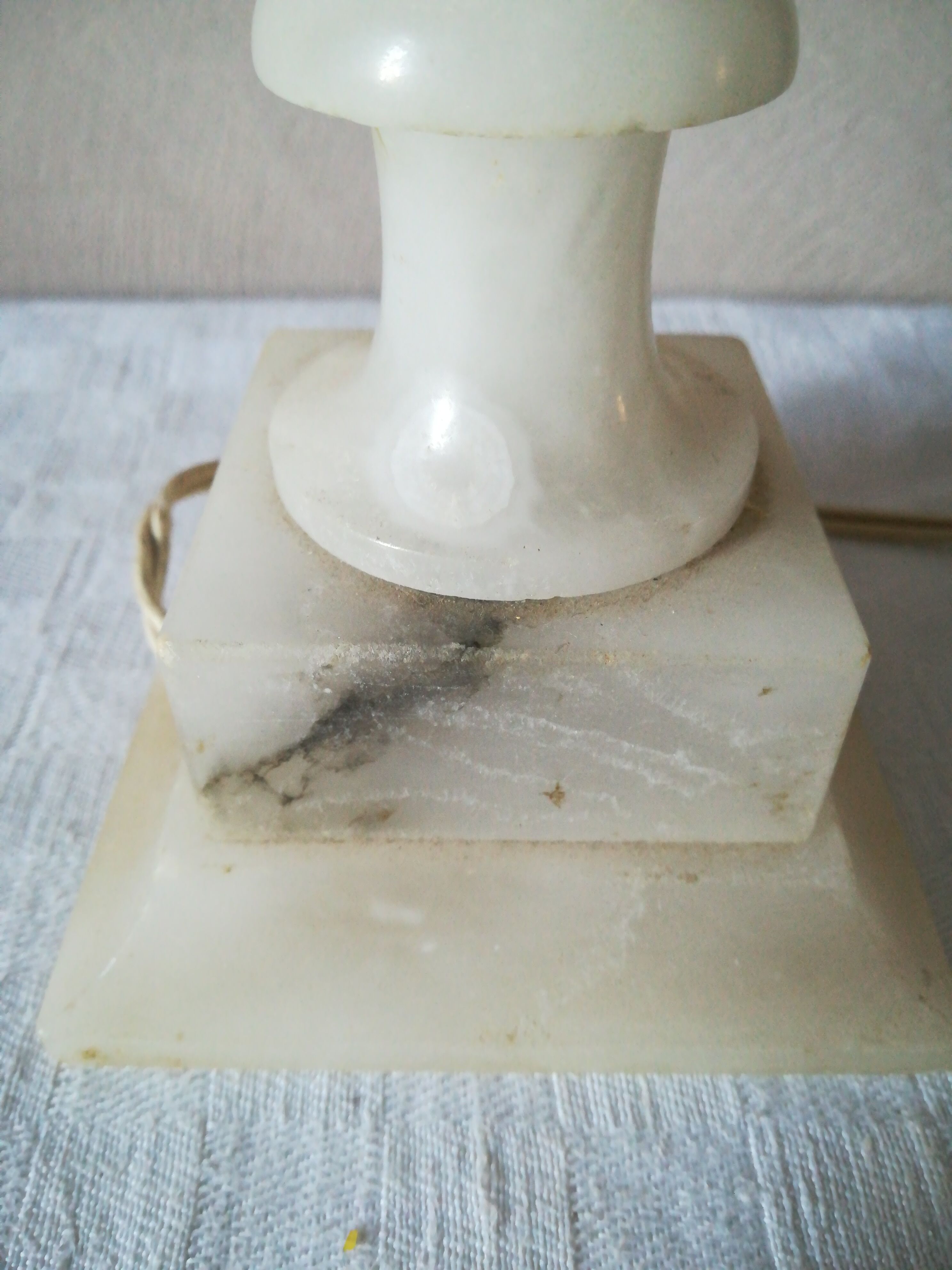 Alabaster lamp