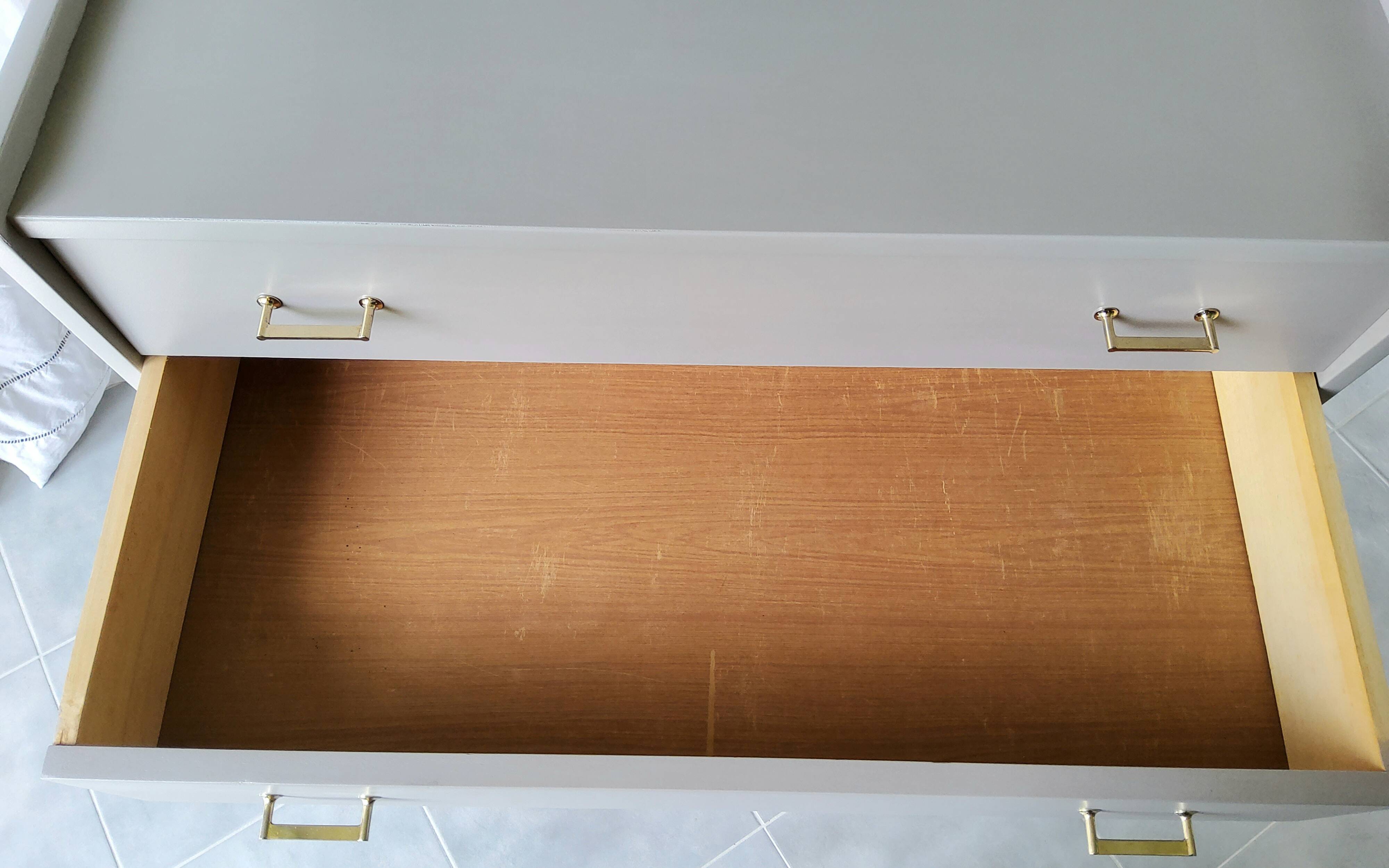 60s chest of drawers