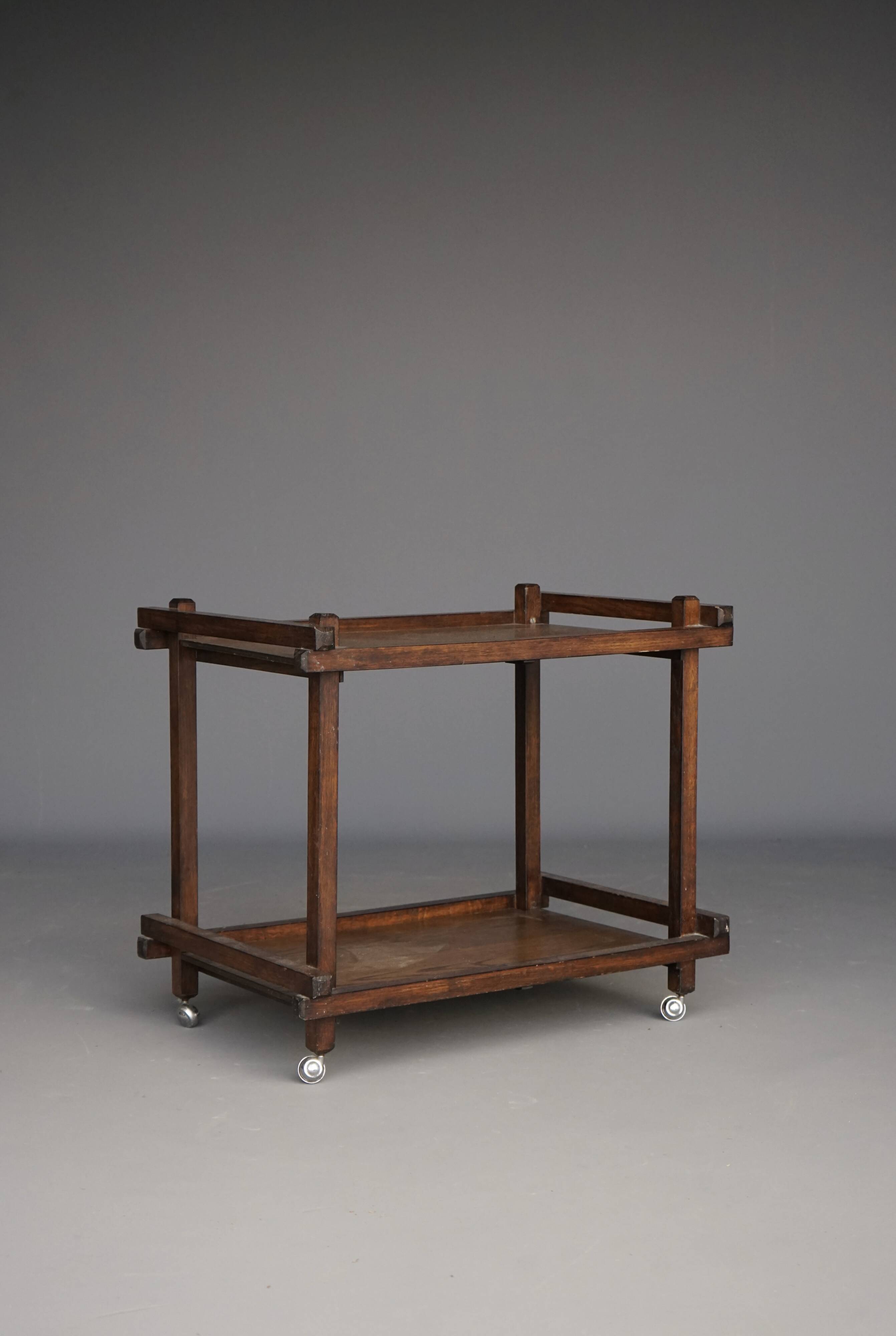 Desserte au thé hollandais moderniste en chêne. Années 1950