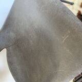 Chaise coque plastique marque Sitting