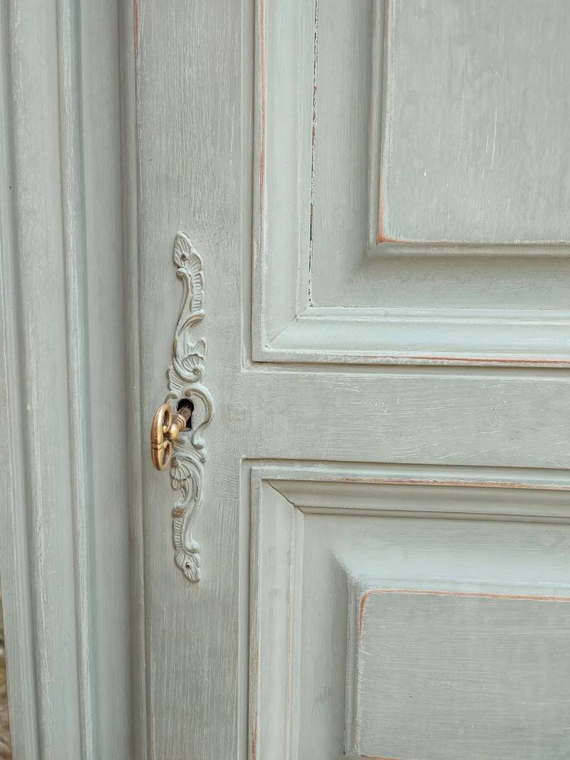 Vintage Parisian wardrobe