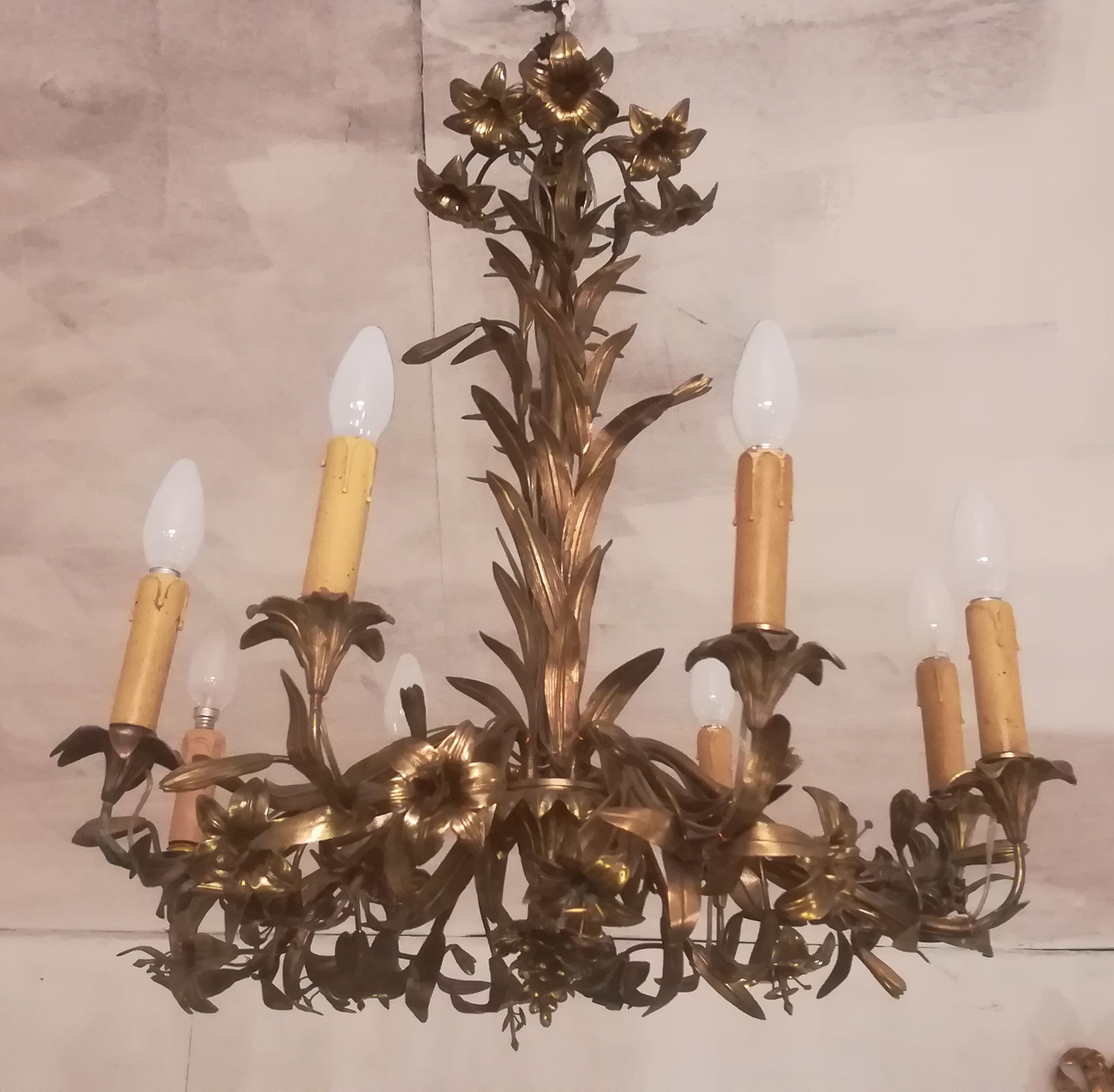 Late 19th century gilt bronze fleur-de-lis chandelier