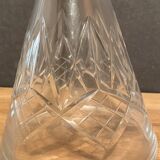 Piriform carafe in cut crystal