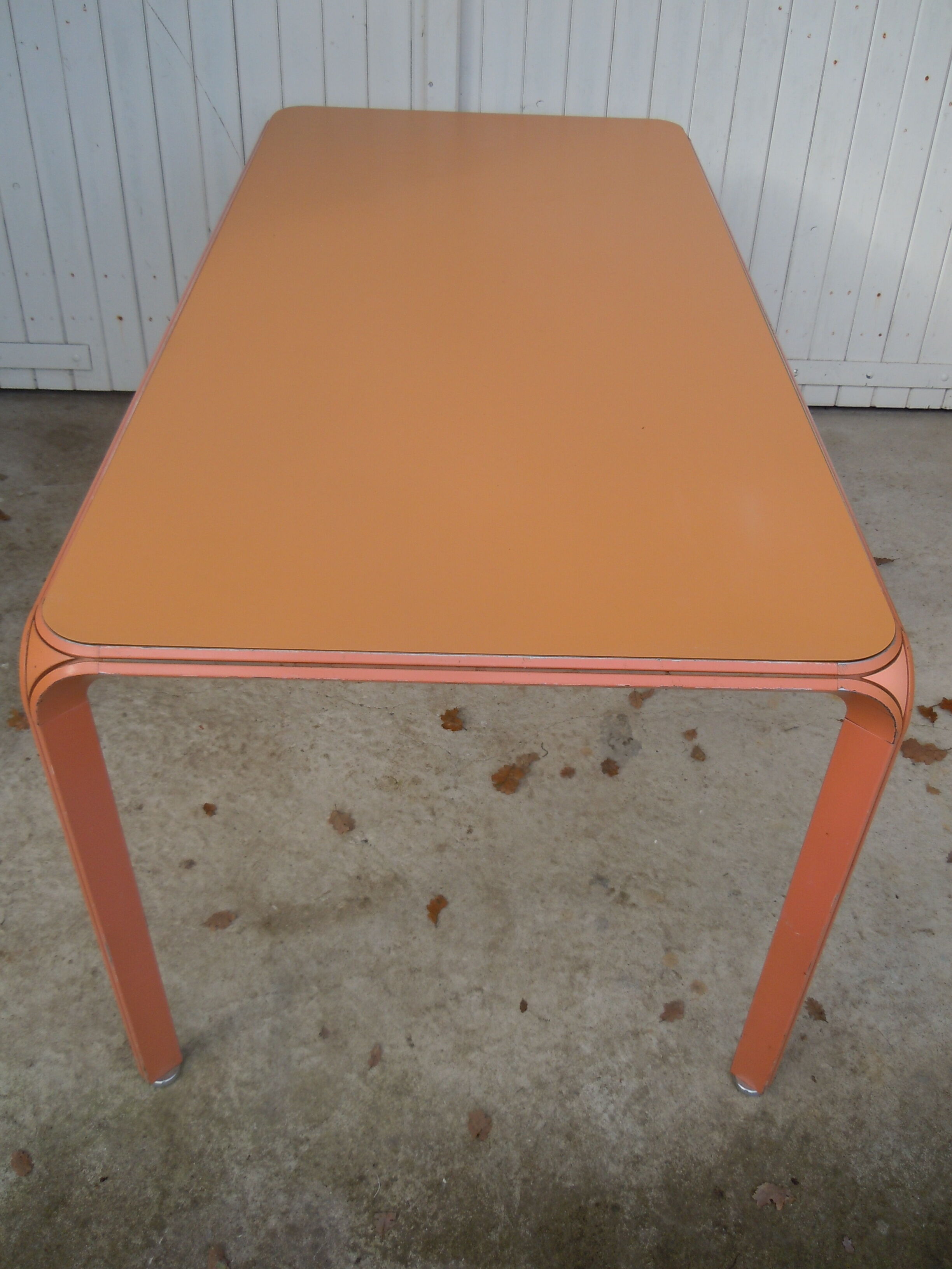 Dassas Pierre Paulin lar table vintage design 1973