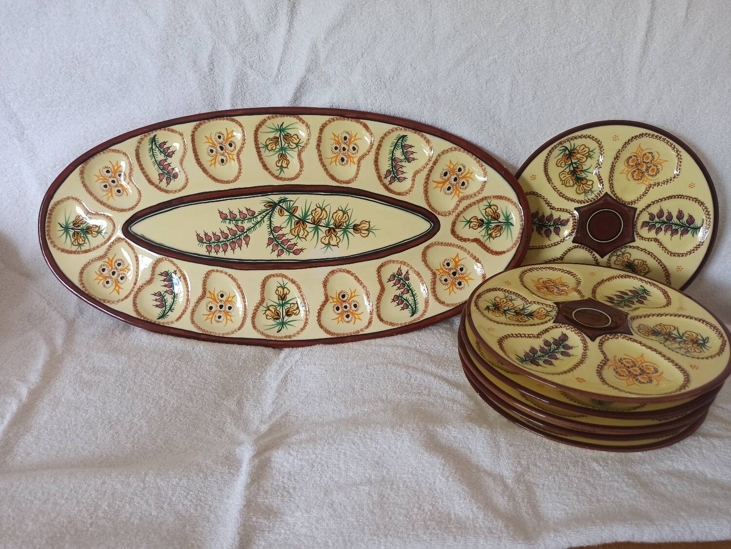 Oyster platter and 6 plates