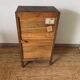 Meuble d’appoint parisien