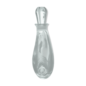 Perfume bottle