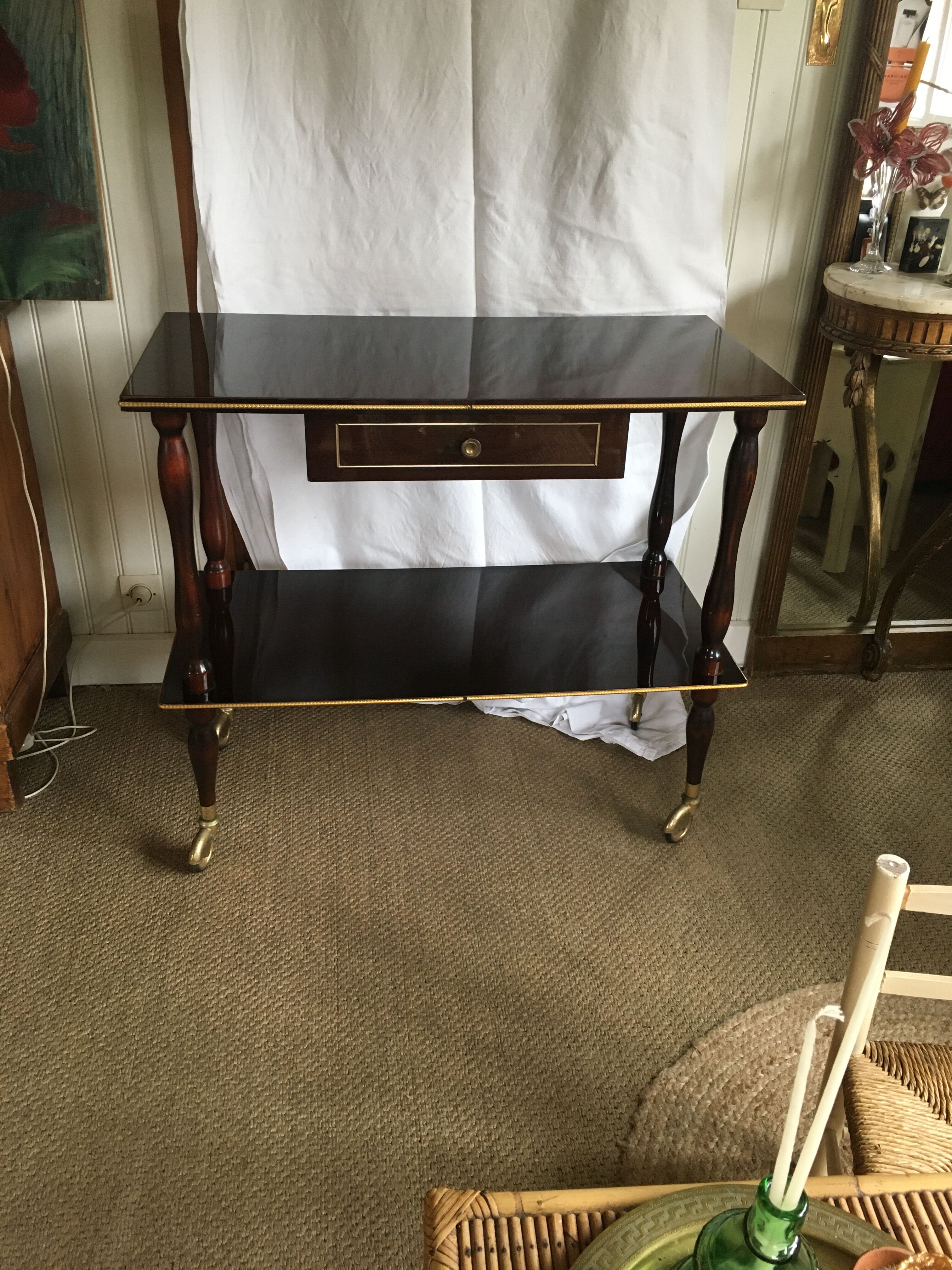 Vintage roller table