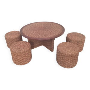 Table basse et 4 tabourets