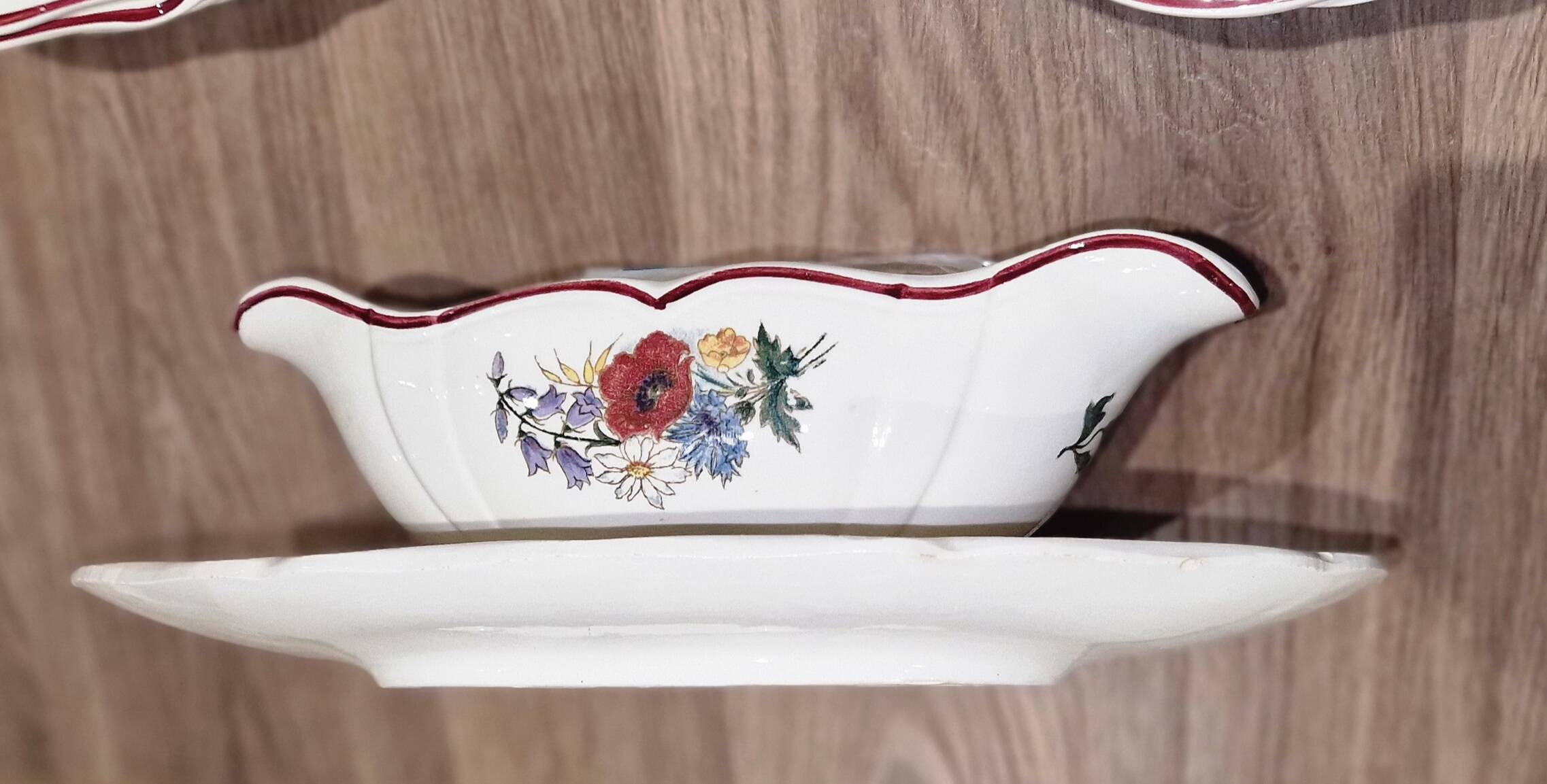 Service for 6 people, Sarreguemines earthenware, Agreste model.