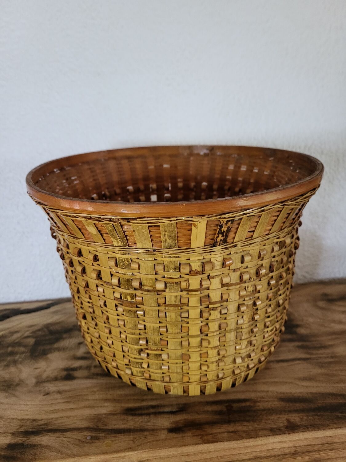 Cache pot en rotin