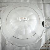 Porcelain soup tureen, white manufacture with double gold line, hand-painted.