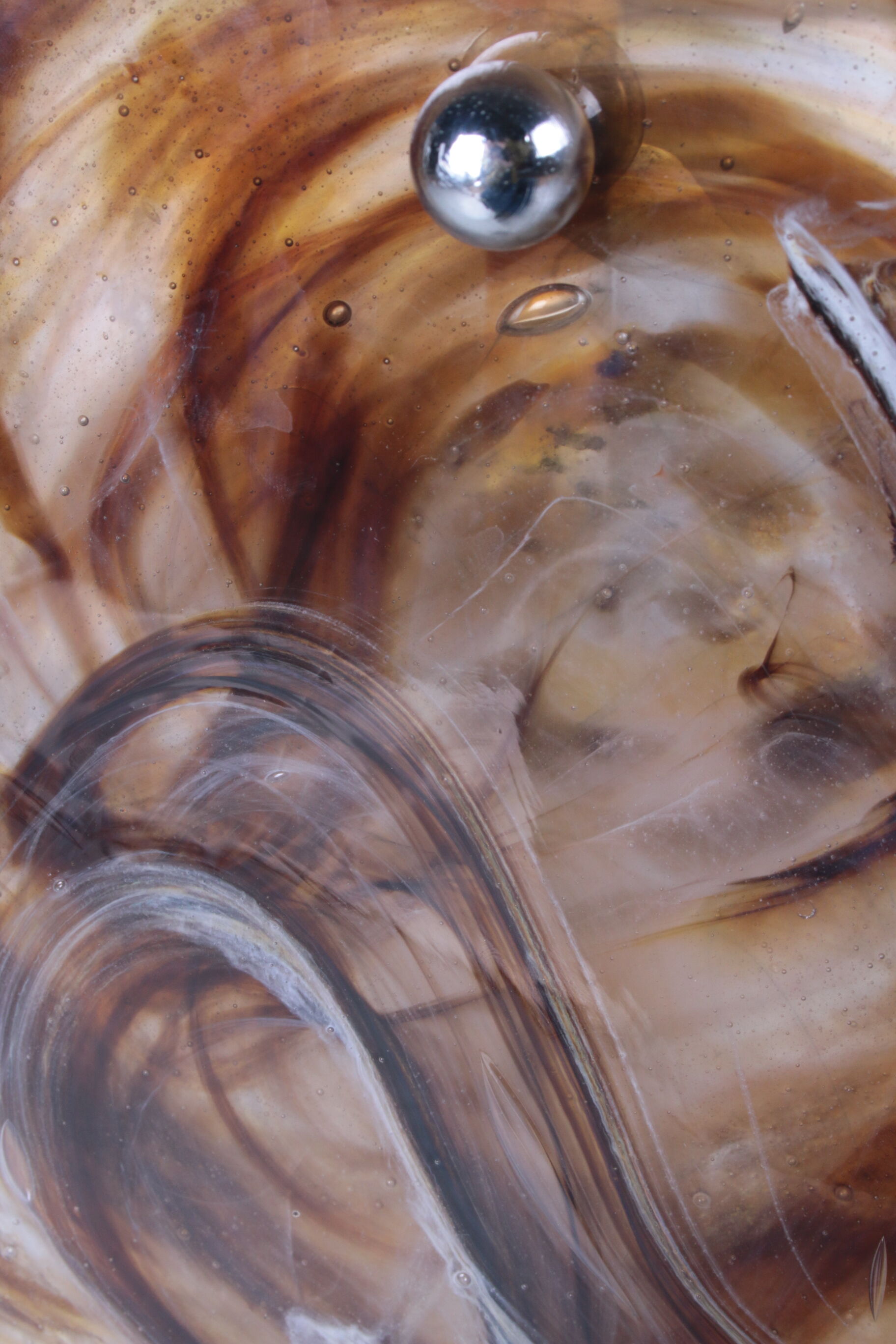 Rare beautiful French table lamp design by Jean-Pierre Alary, France.