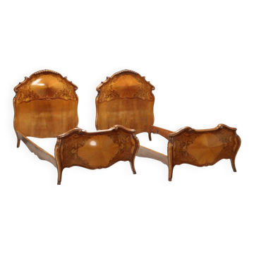 Lits simples anciens de style baroque en bois, XXe siècle