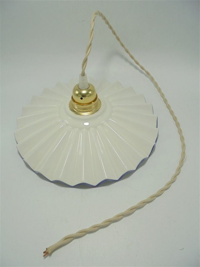 Ceramic pendant lamp