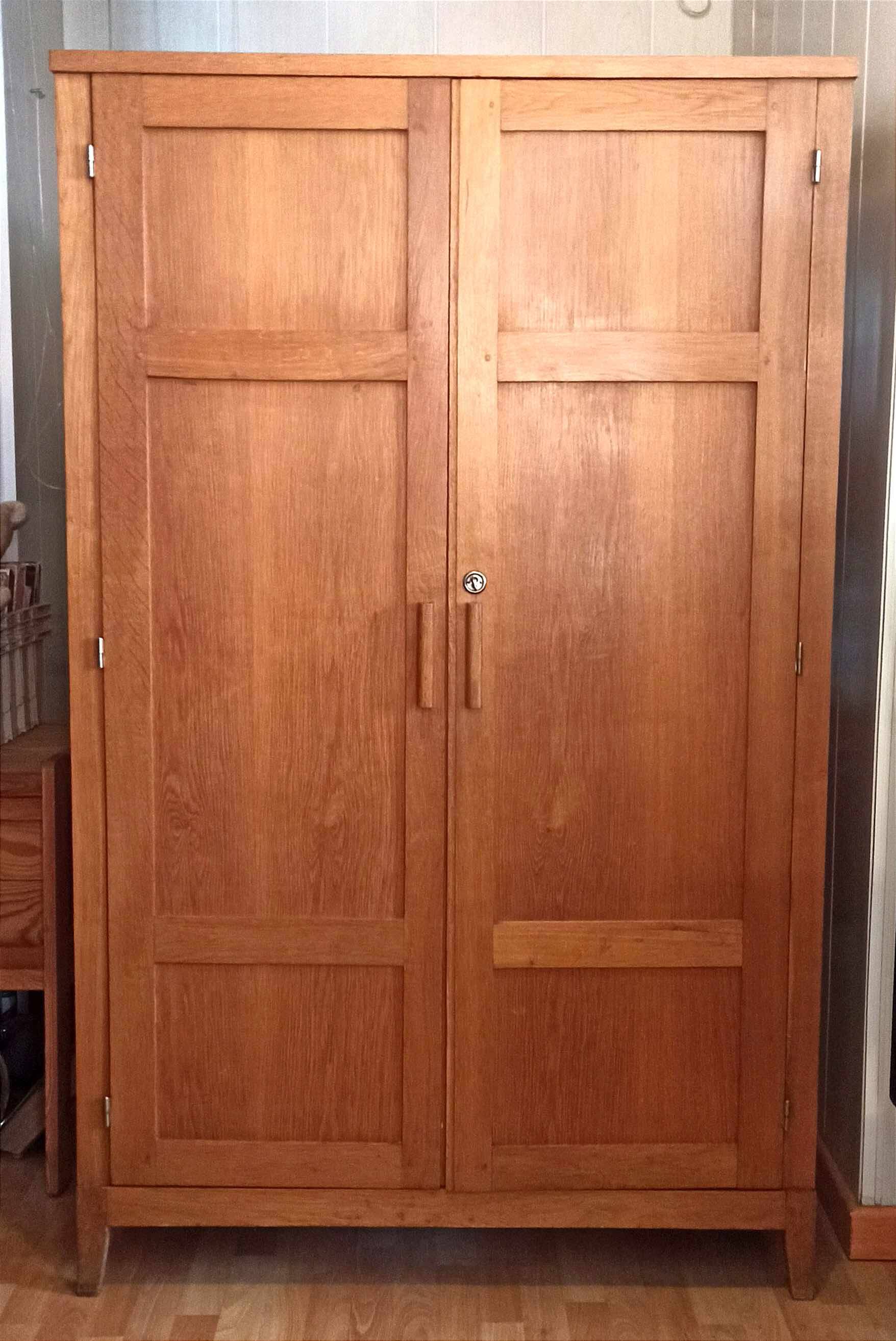 1950s wardrobe Height 179.8 cm