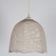 Suspension en rotin blanc