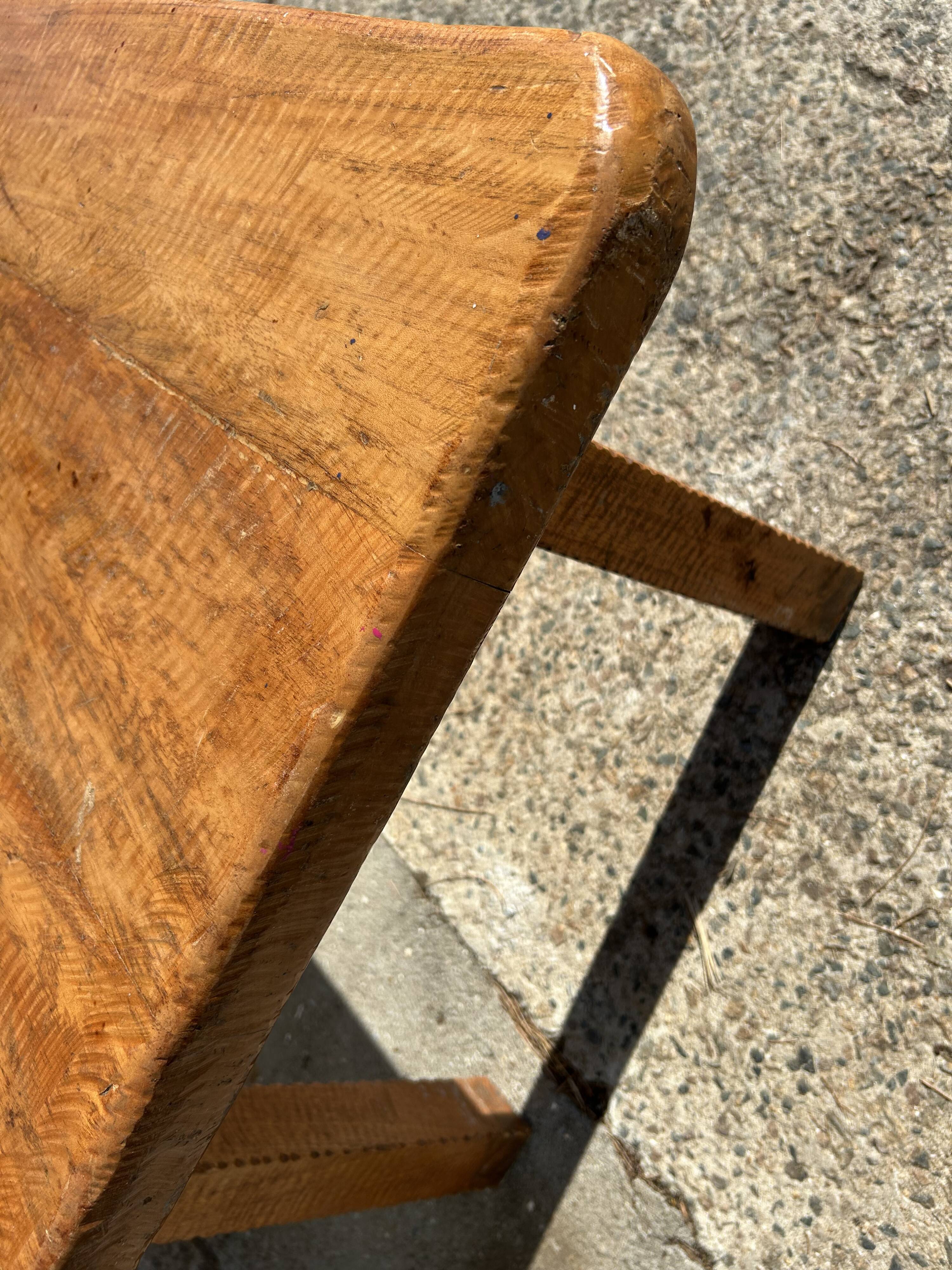 Table basse en chêne