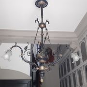 Lustre néo gothique
