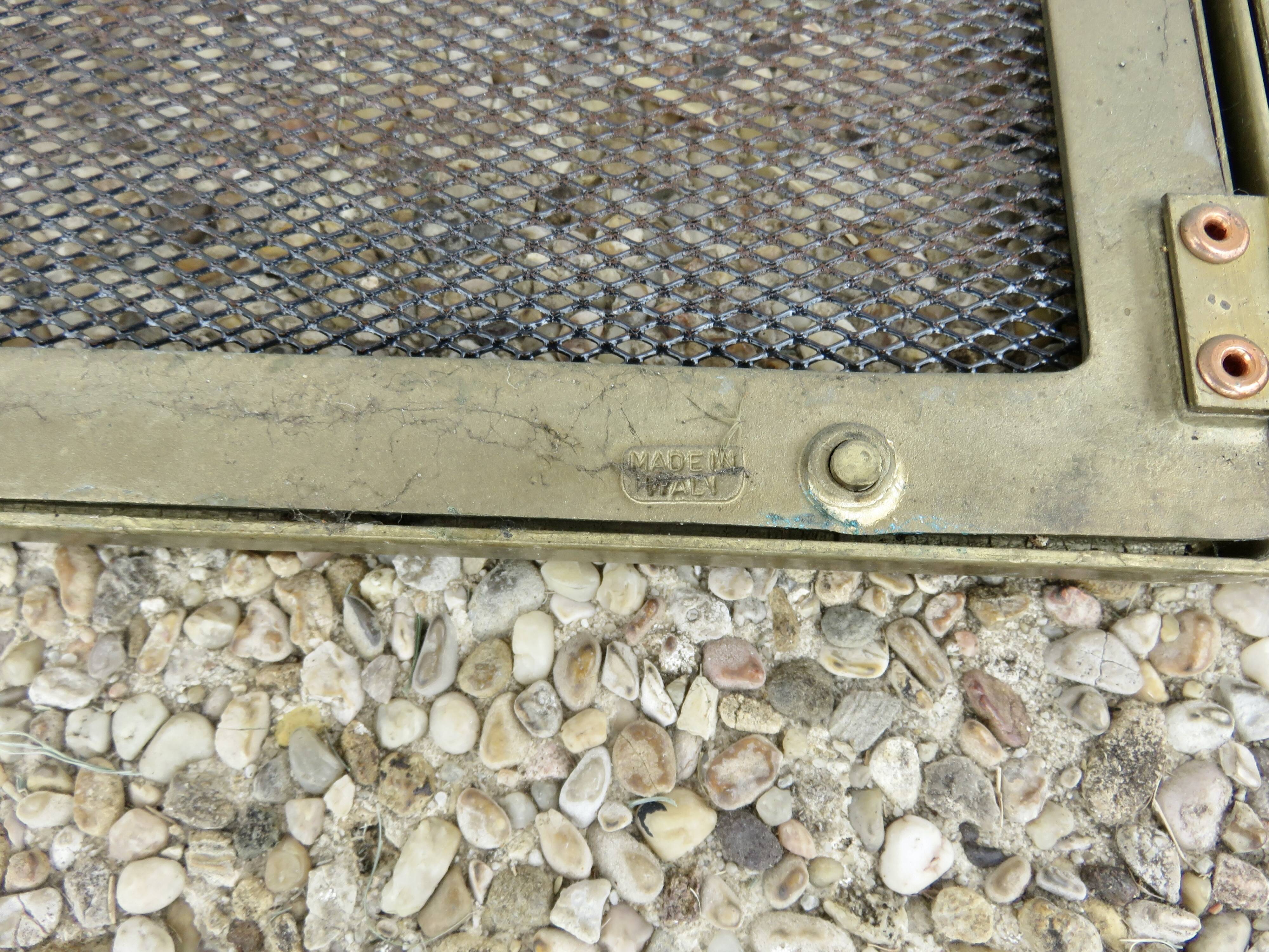 Fire screen, spark guard for fireplace "made in Italy" 3 panels in brass 70