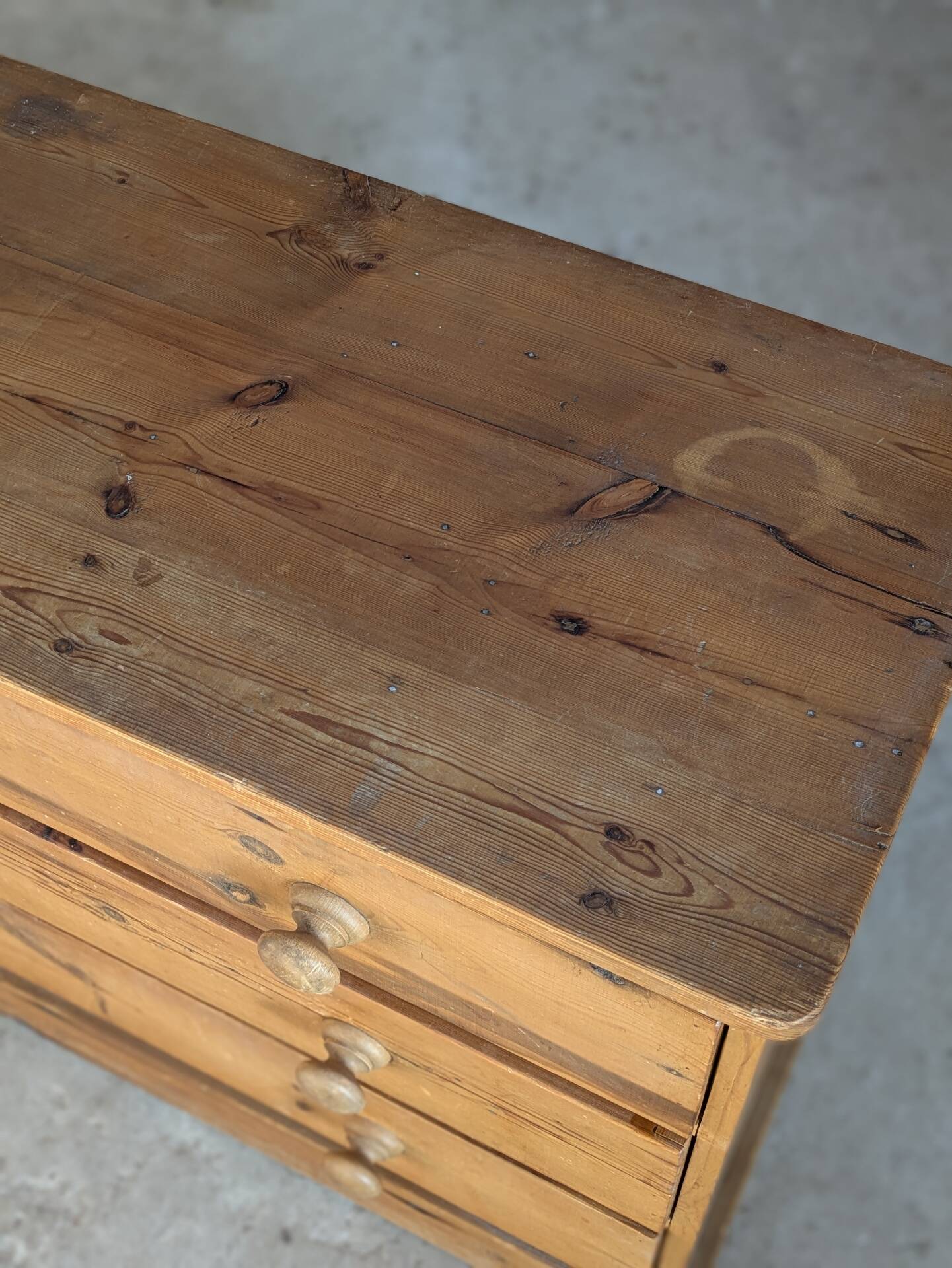 English pine chest of drawers
