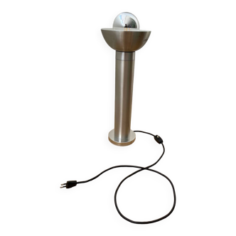 Lampe space age design par la designer Doria Leuchten