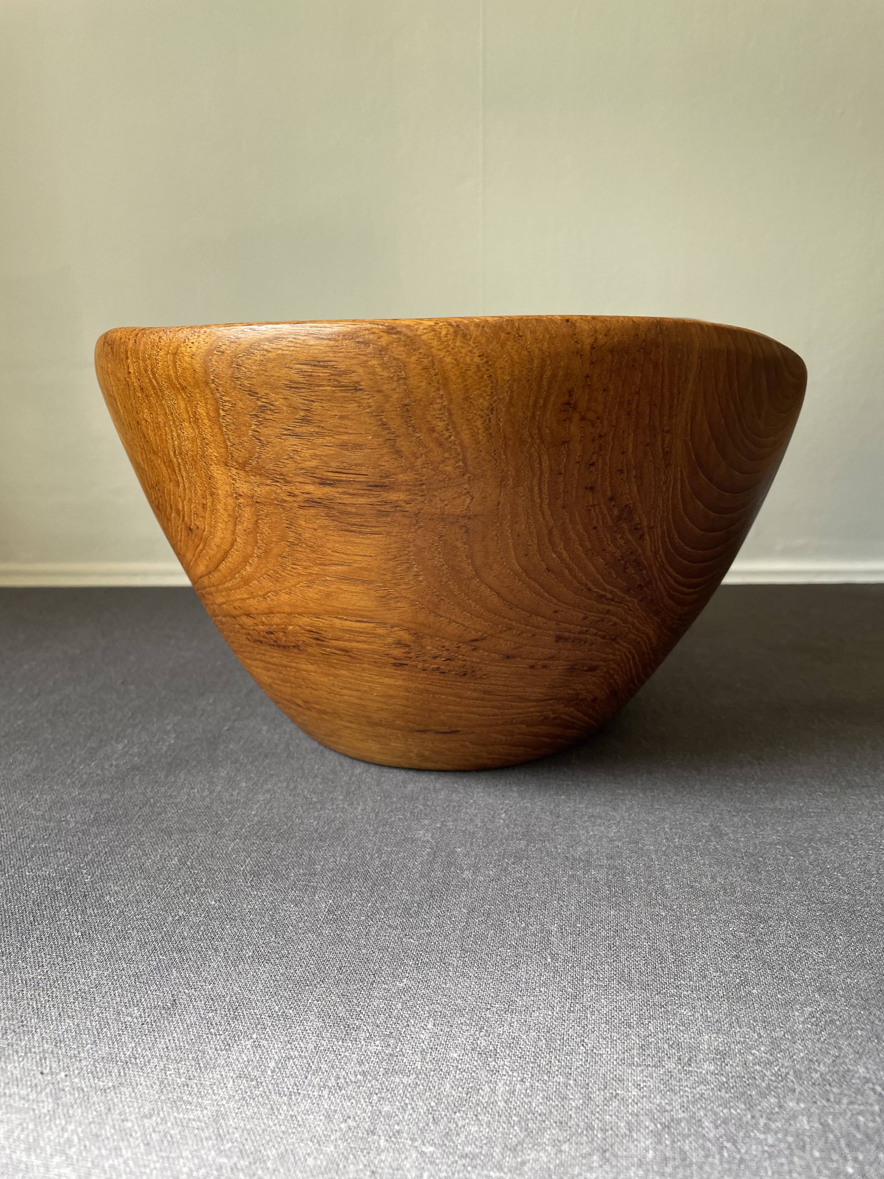 Saladier en bois vintage