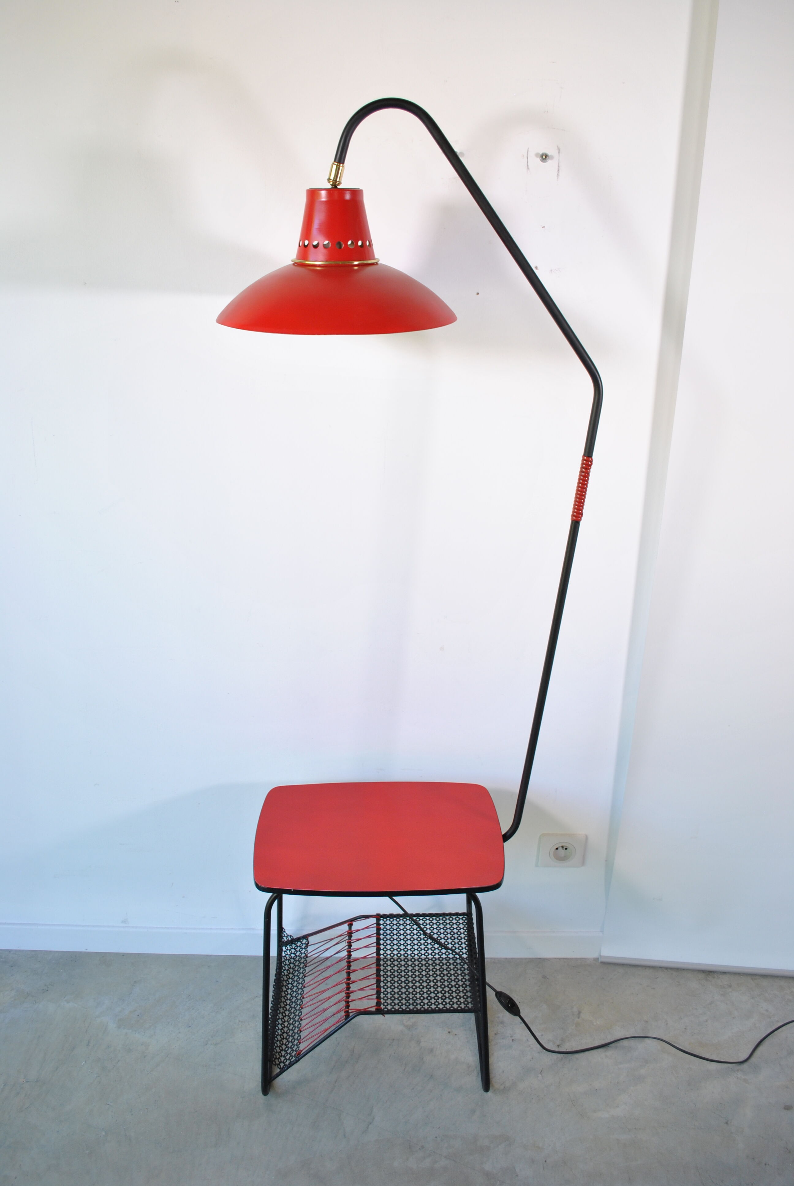 Floor lamp e-reader door reviews 1970